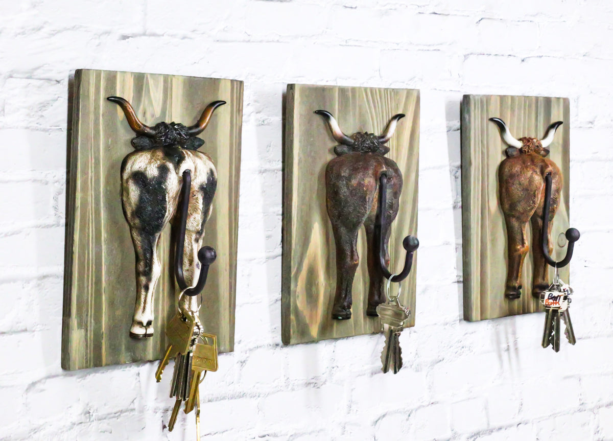 Set of 3 Rustic Western Steer Bulls Hind Butt Coat Wall Hooks With Wooden Plaque