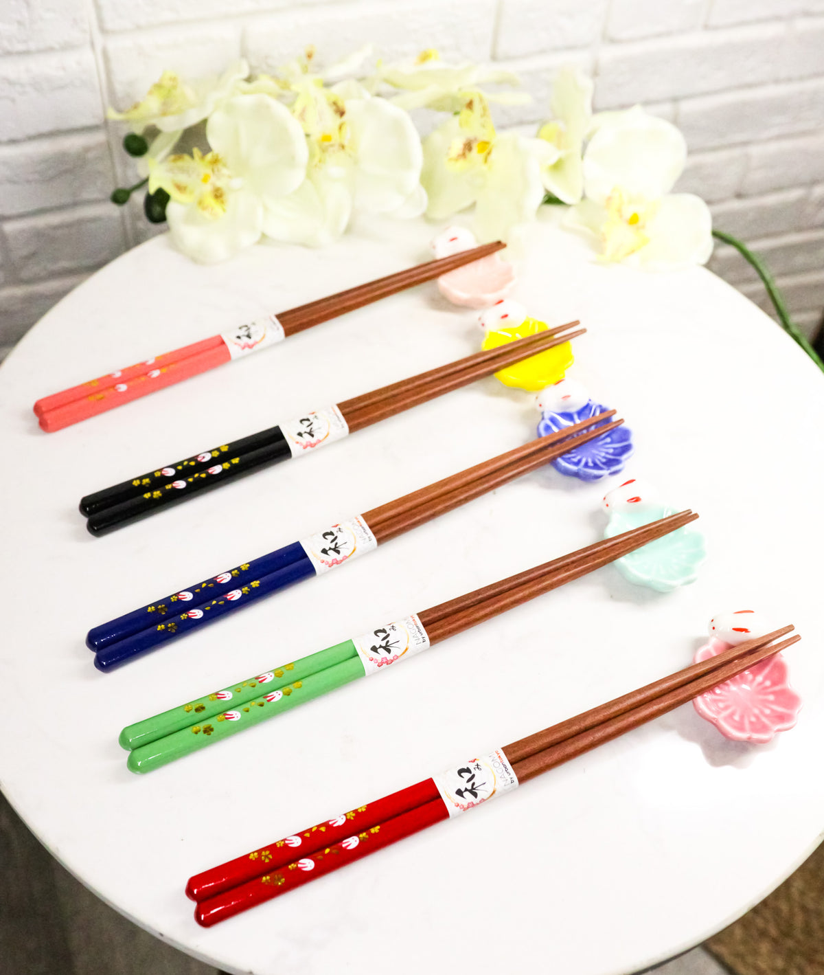 5 Pairs Of Pastel Sakura Cherry Blossoms Ceramic Rests And Wooden Chopsticks Set