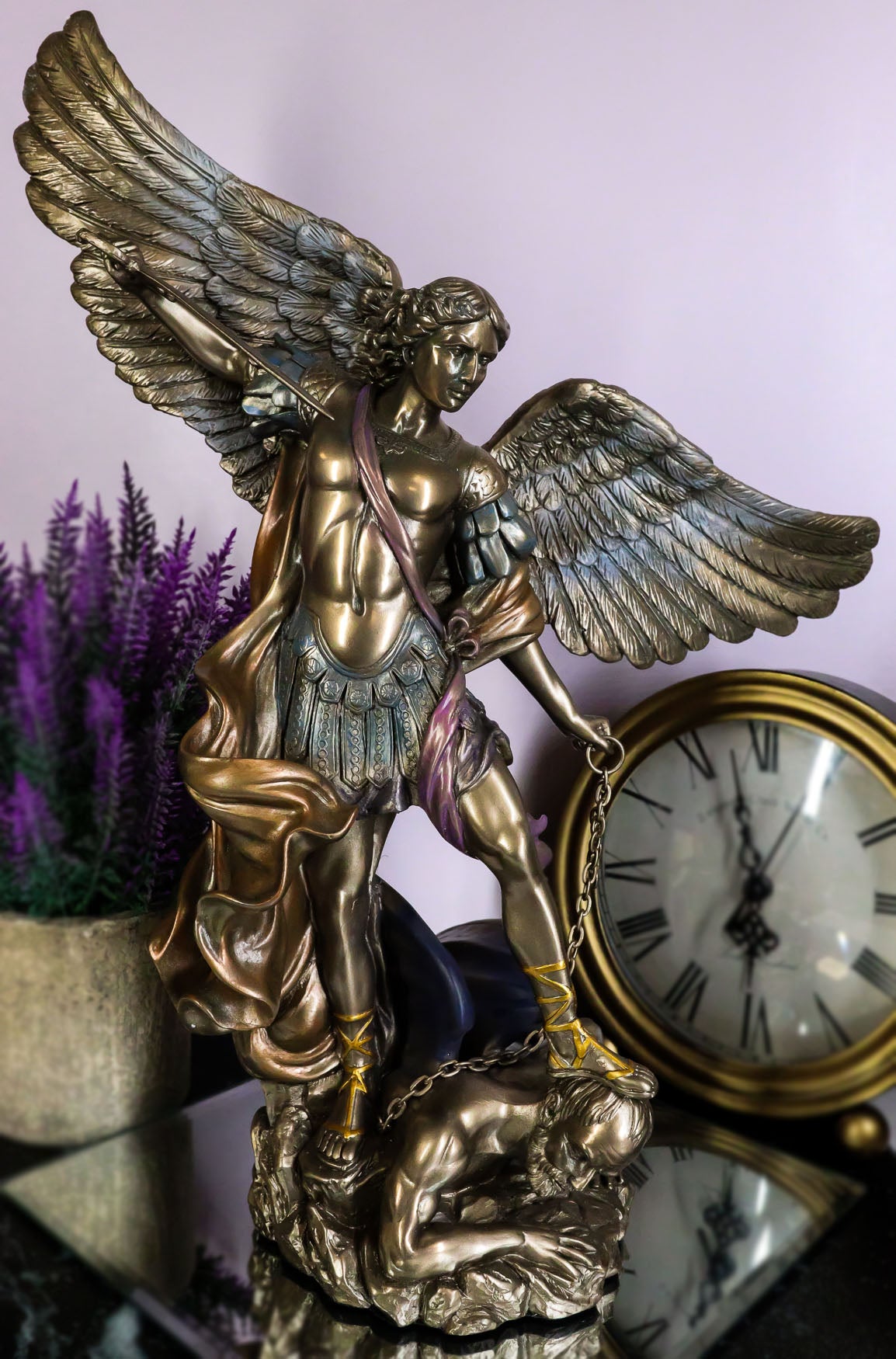 ARTPICAL SATAN eSiq施工済み Archangel Saint Michael With Chained Satan On His Feet Collectible