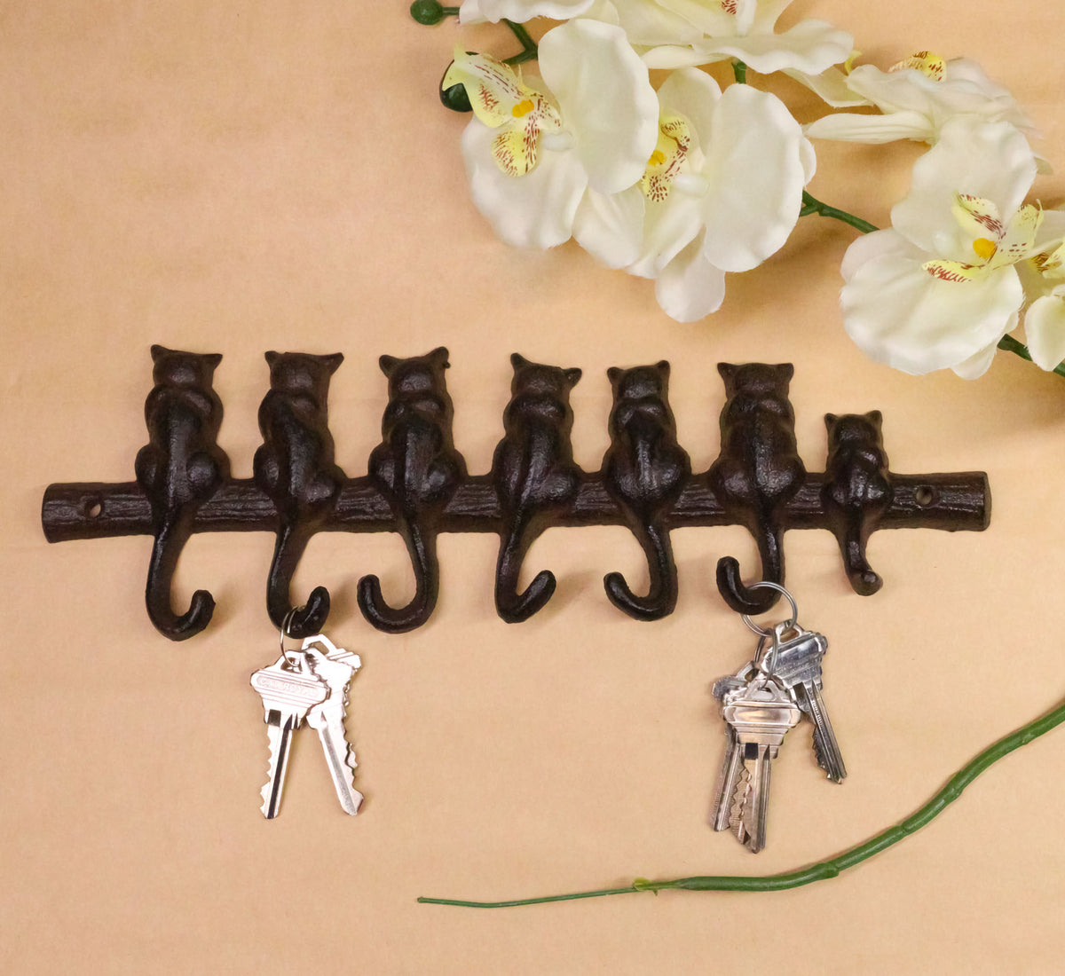 Cast Iron Rustic Abstract Feline Cats With Playful Tails 7 Pegs Wall Hooks Decor