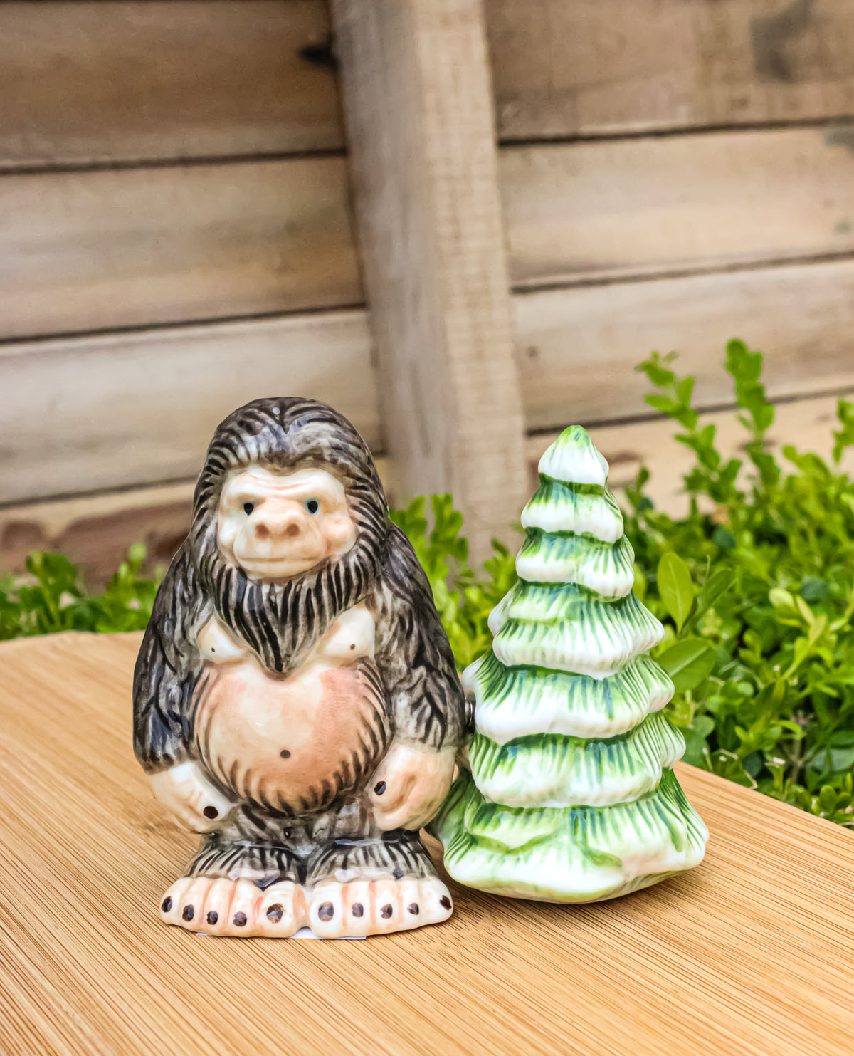Ceramic Bigfoot Cryptid Ape By Pine Tree Salt And Pepper Shakers Figurine Set