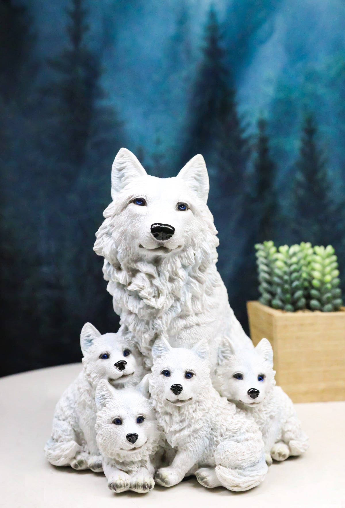 Winter Snow White Alpha Wolf Father With 4 Adorable Pup Cubs Figurine