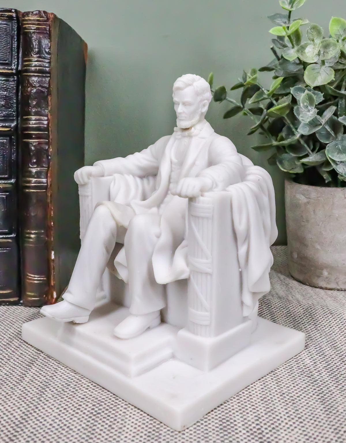 Seated Abraham Lincoln Figurine 5" Tall Lincoln Memorial Washington Sculpture - Ebros Gift