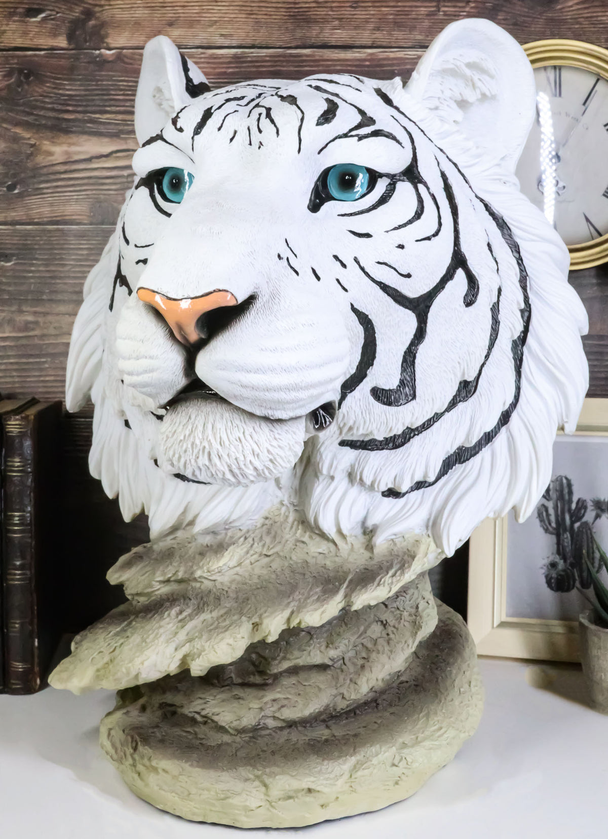 15"H Large Blue Eyed Siberian Bengal White Tiger Bust Desktop Plaque Figurine