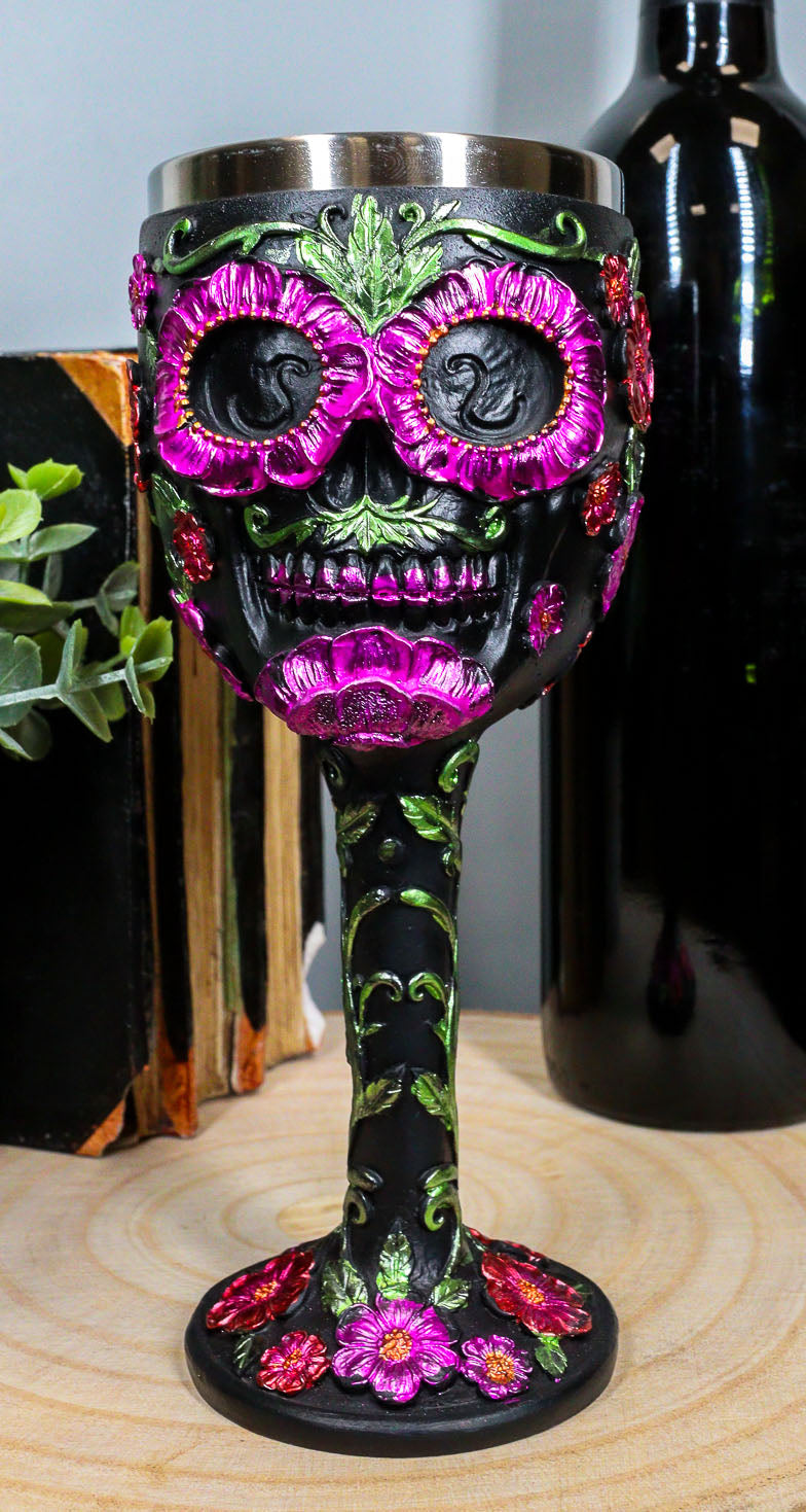 Halloween Sugar Skulls Shot Glasses, Dia De Los Muertos, Day of the De Halloween Sugar Skulls Shot Glasses, Dia De Los Muertos, Day of the De