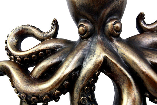 Ebros The Call of Cthulhu Deep Sea Kraken Octopus Wall Mount Key 11.25" H