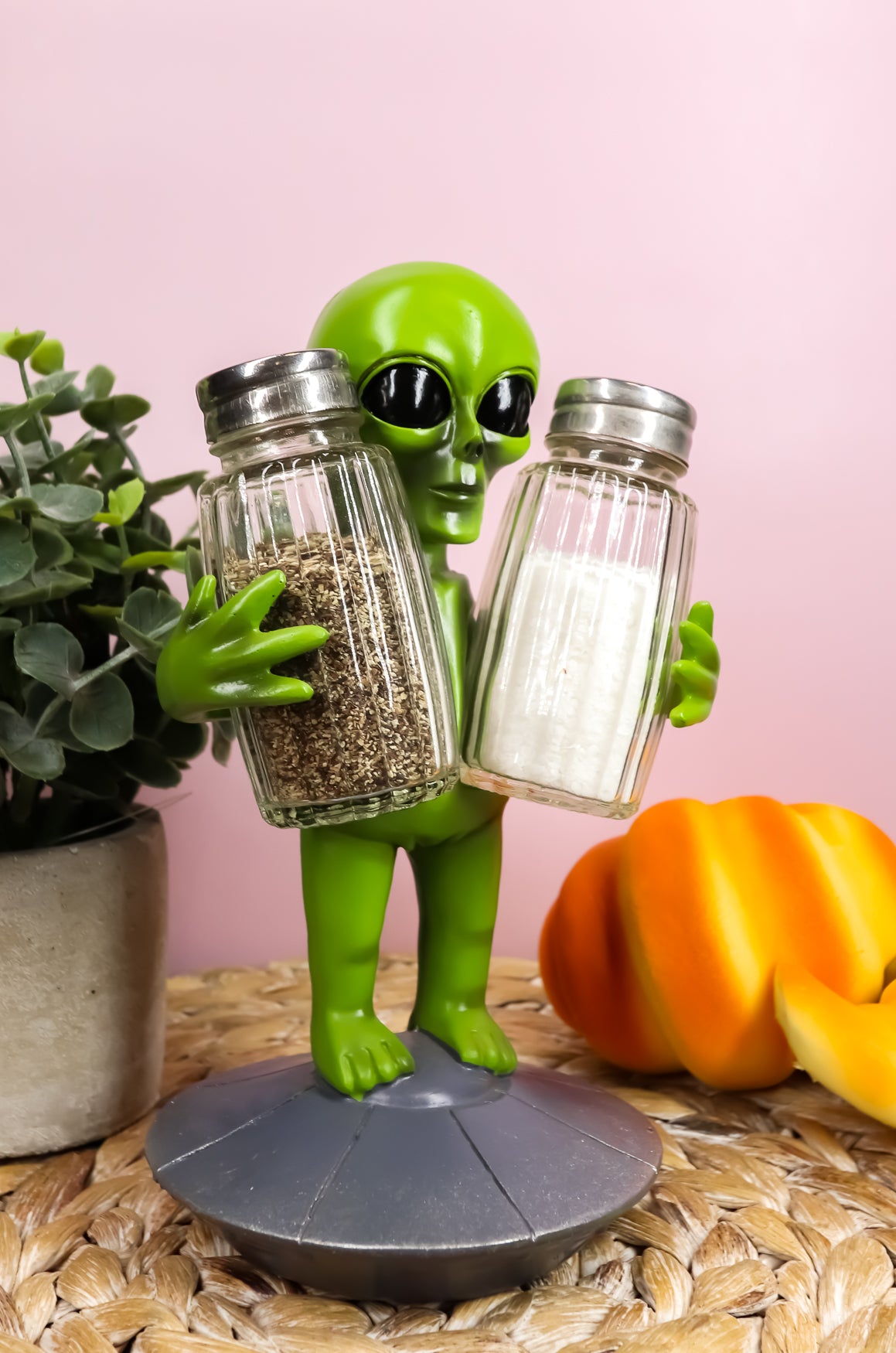 Ebros UFO Green Alien On Flying Saucer Spaceship Salt And Pepper Shakers Set
