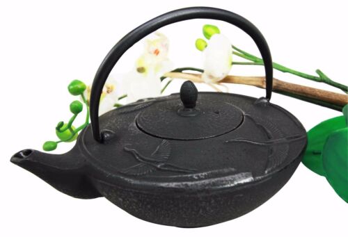 Japanese Black Cast Iron Trinity Asian Crane Tea Pot Tetsubin 24 fl oz Capacity