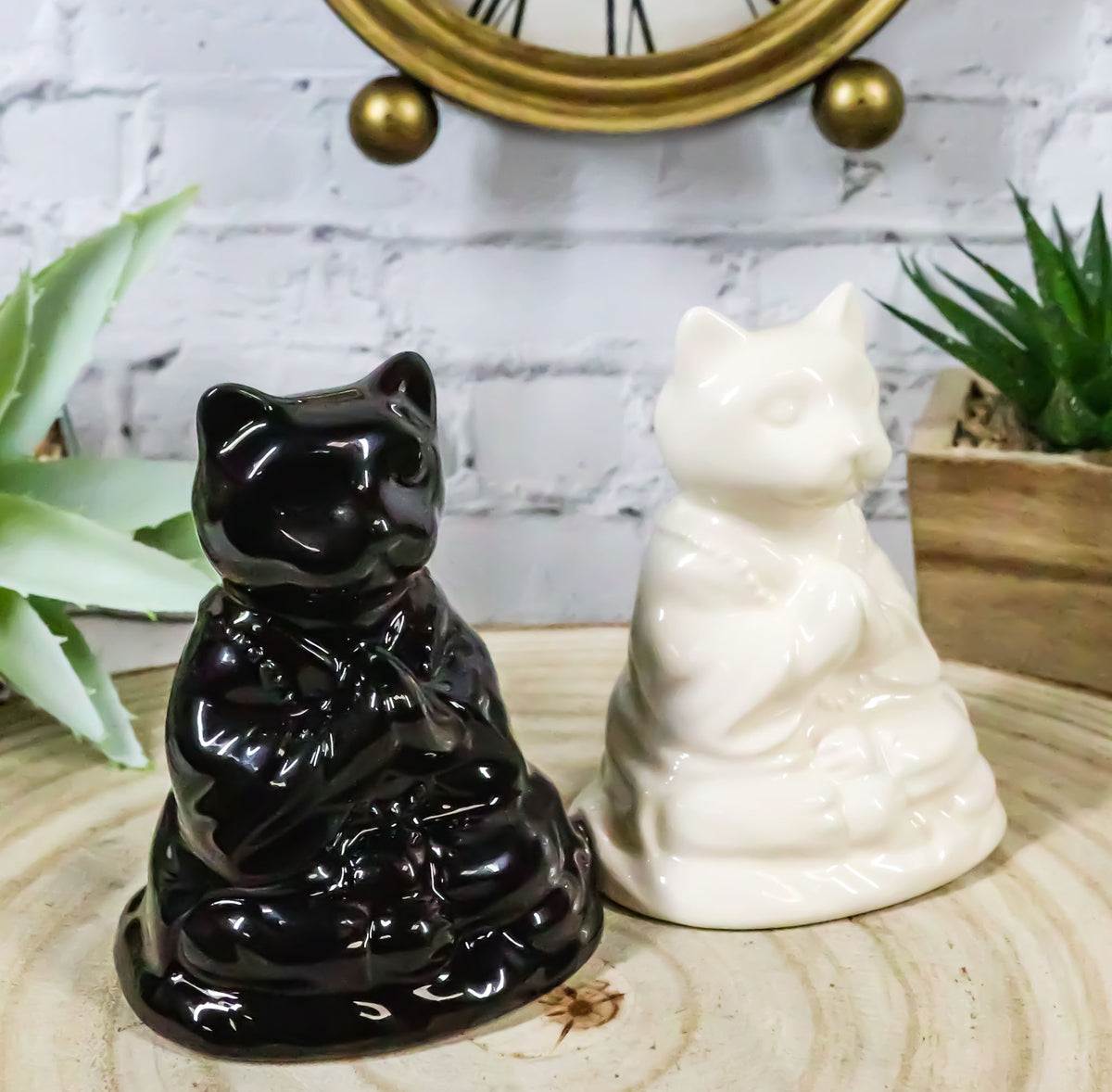 Yin Yang Zen Monk Buddha Cats Monks Meditating Ceramic Salt And Pepper Shakers