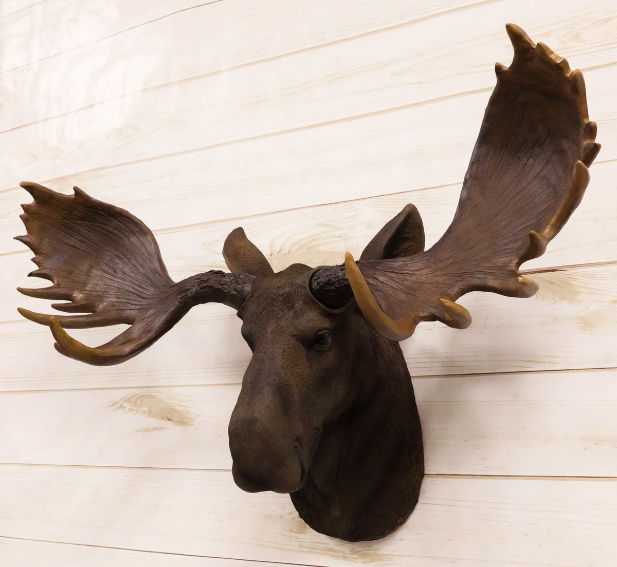 Western Rustic Wildlife Baron Bull Moose Elk Deer Taxidermy Wall Decor Plaque