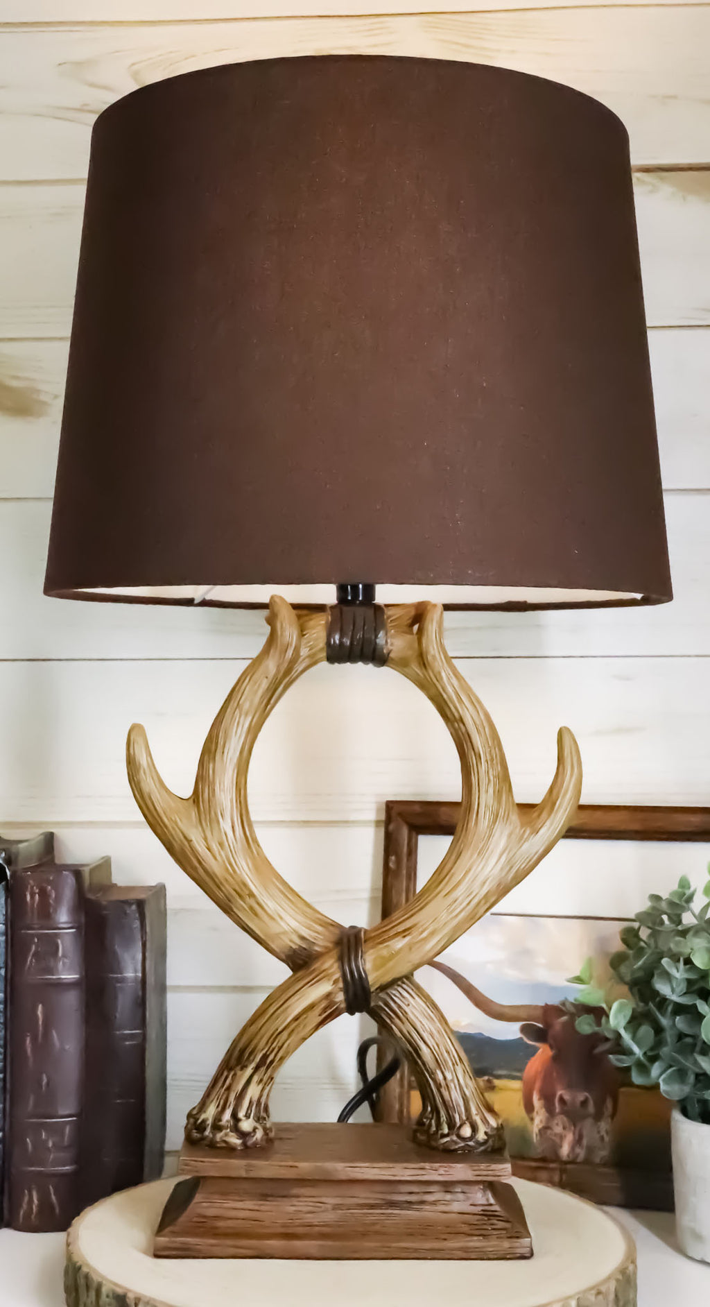 Deer antler table lamps hotsell