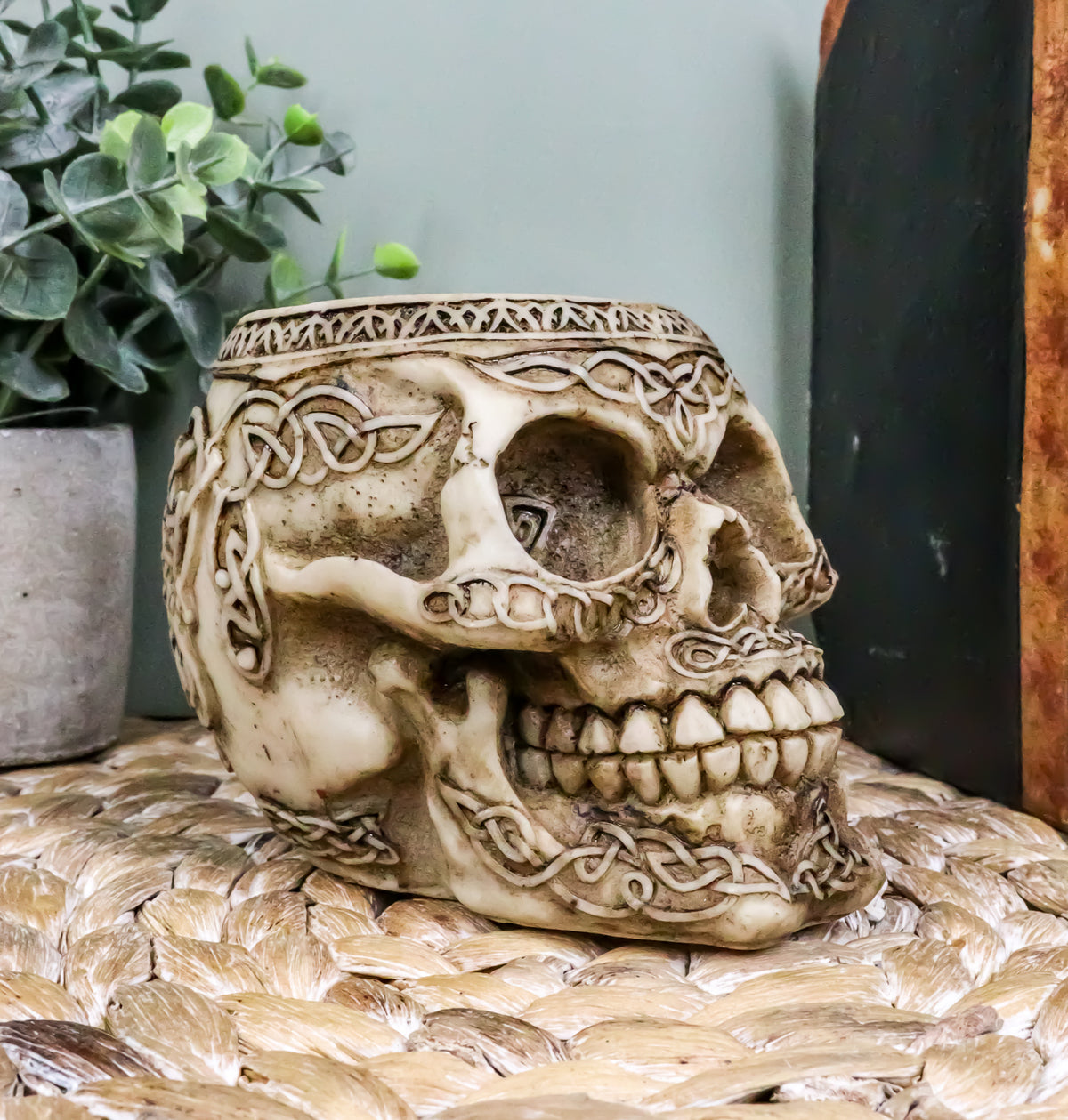 Day Of The Dead Celtic Tribal Tattoo Skull Pen Stationery Holder Figurine 4.5"L
