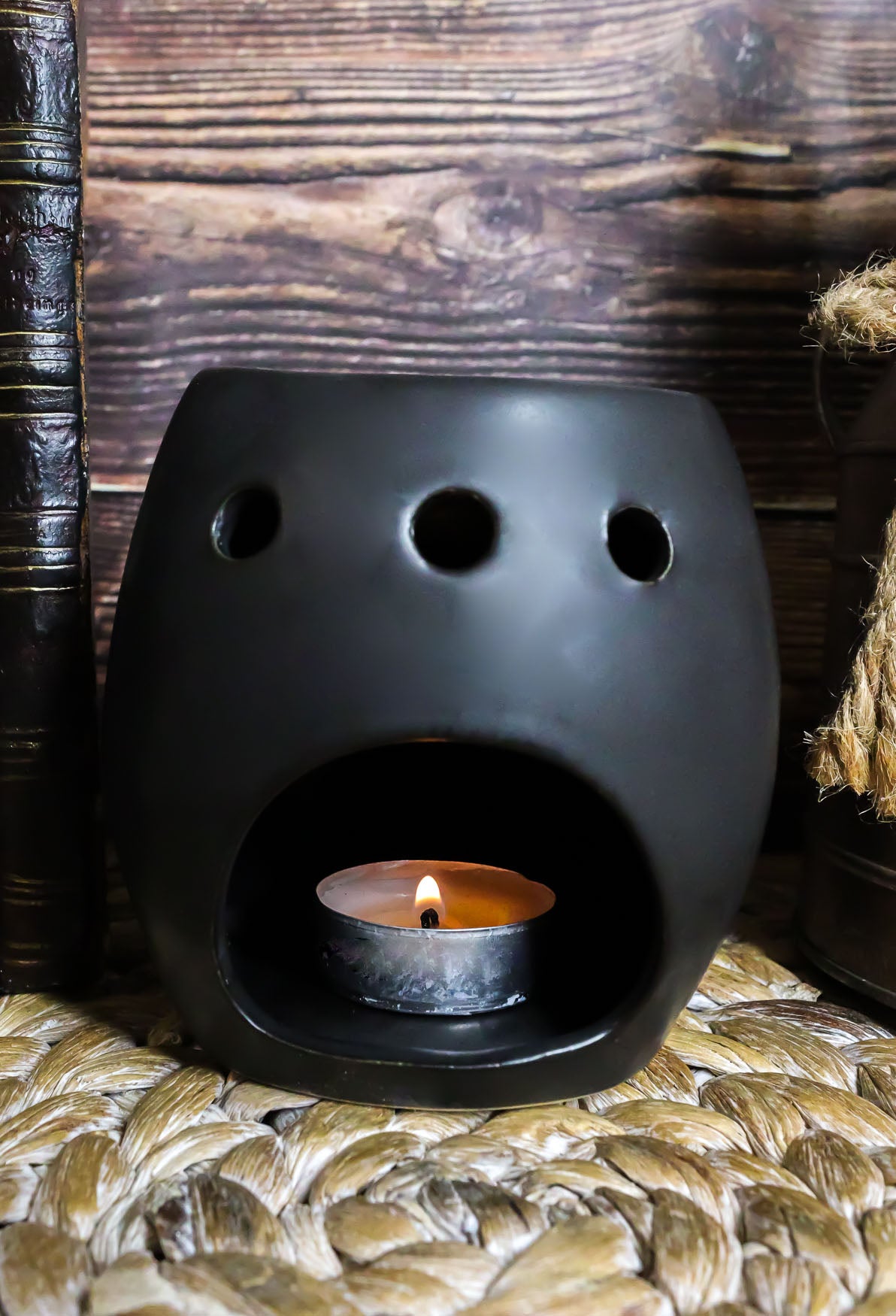 Set Of 2 Black And White Gothic Skull Skeleton Ceramic Votive Candle Oil Warmers