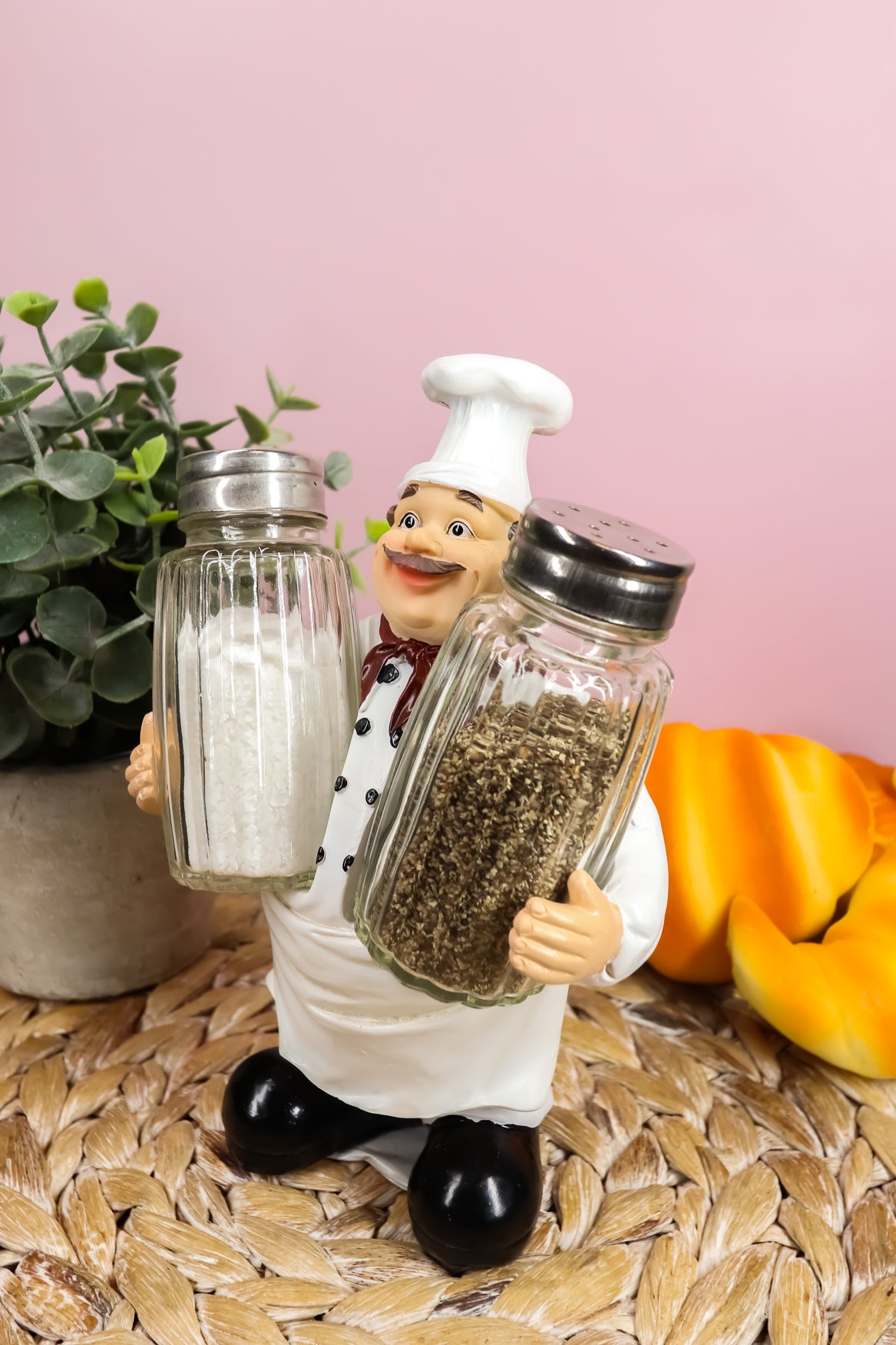 Ebros Bon Appetit Wine Master Standing Chef Salt And Pepper Shakers Holder Set