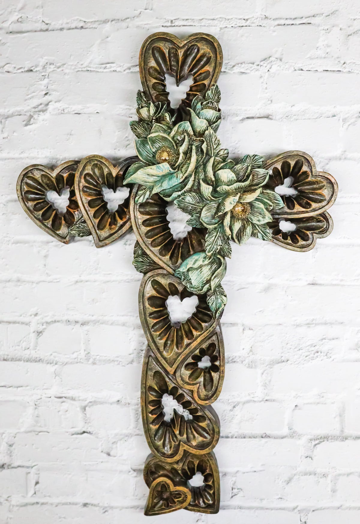 Rustic Western Blooming Flowers Garland With Hearts Decorative Wall Cross