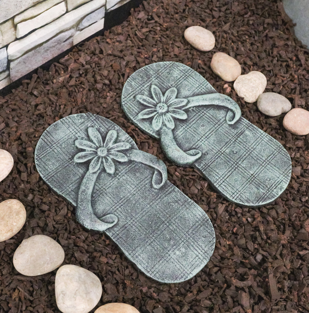 Cast Iron Flip Flop Stepping Stones Set of 2 Beach Getaway Left & Right Sandals