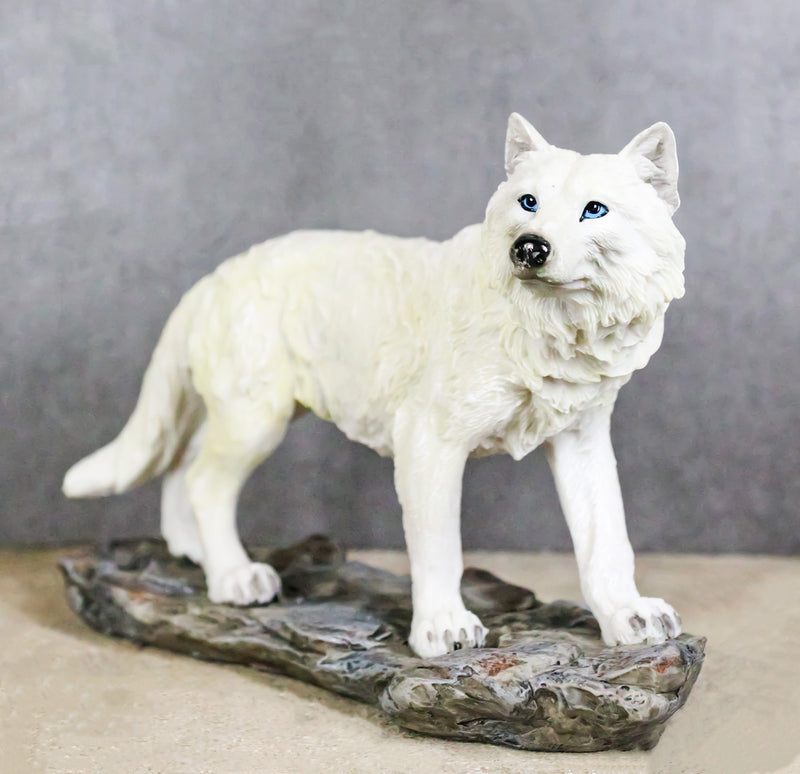 Woodlands Winter Hunter Tundra Snow White Albino Wolf On The Prowl Figurine