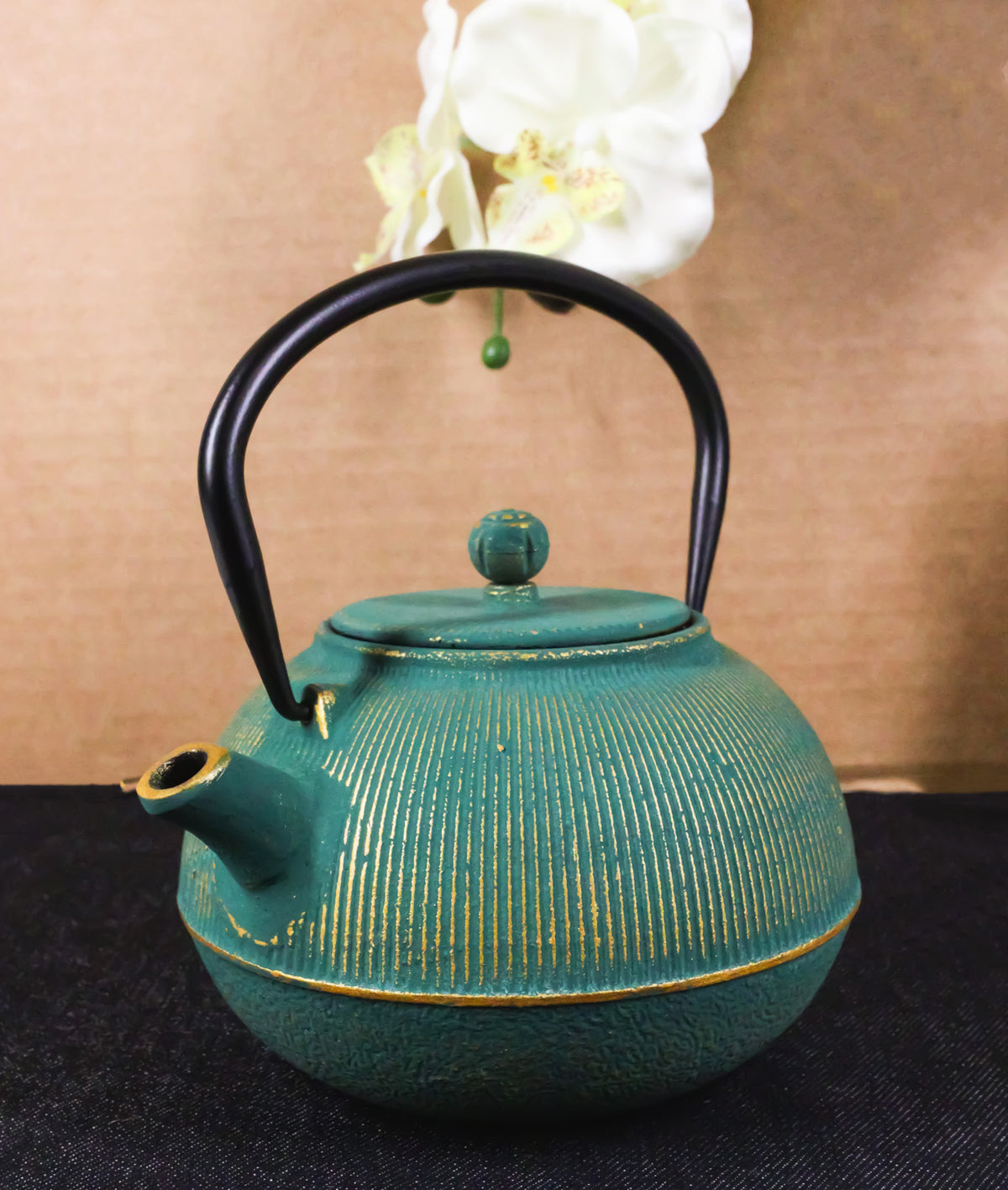 Tokusa Green And Gold Gradient Cast Iron Tetsubin Teapot With Enamel Liner
