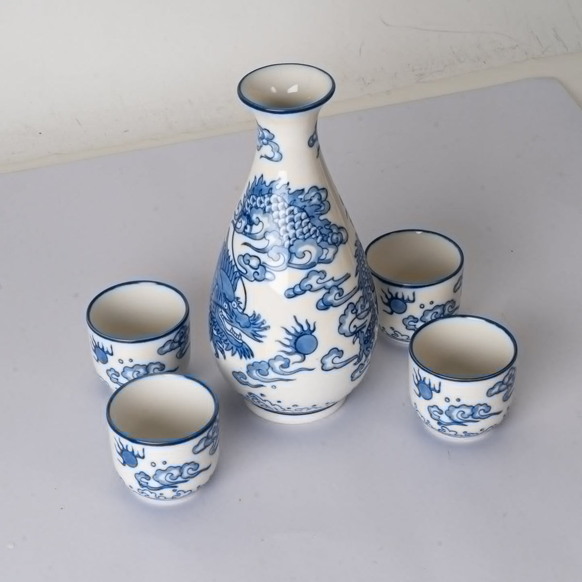 Blue White Ryu Dragon King Porcelain Sake Carafe Flask And 4 Ochoko Cups Set