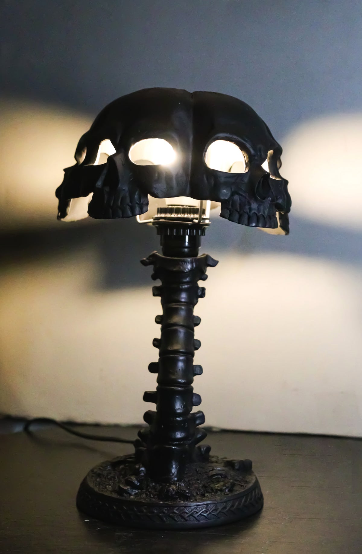 Ebros Black Evil Skulls Shade With Bone Skeleton Spine Column Table Lamp