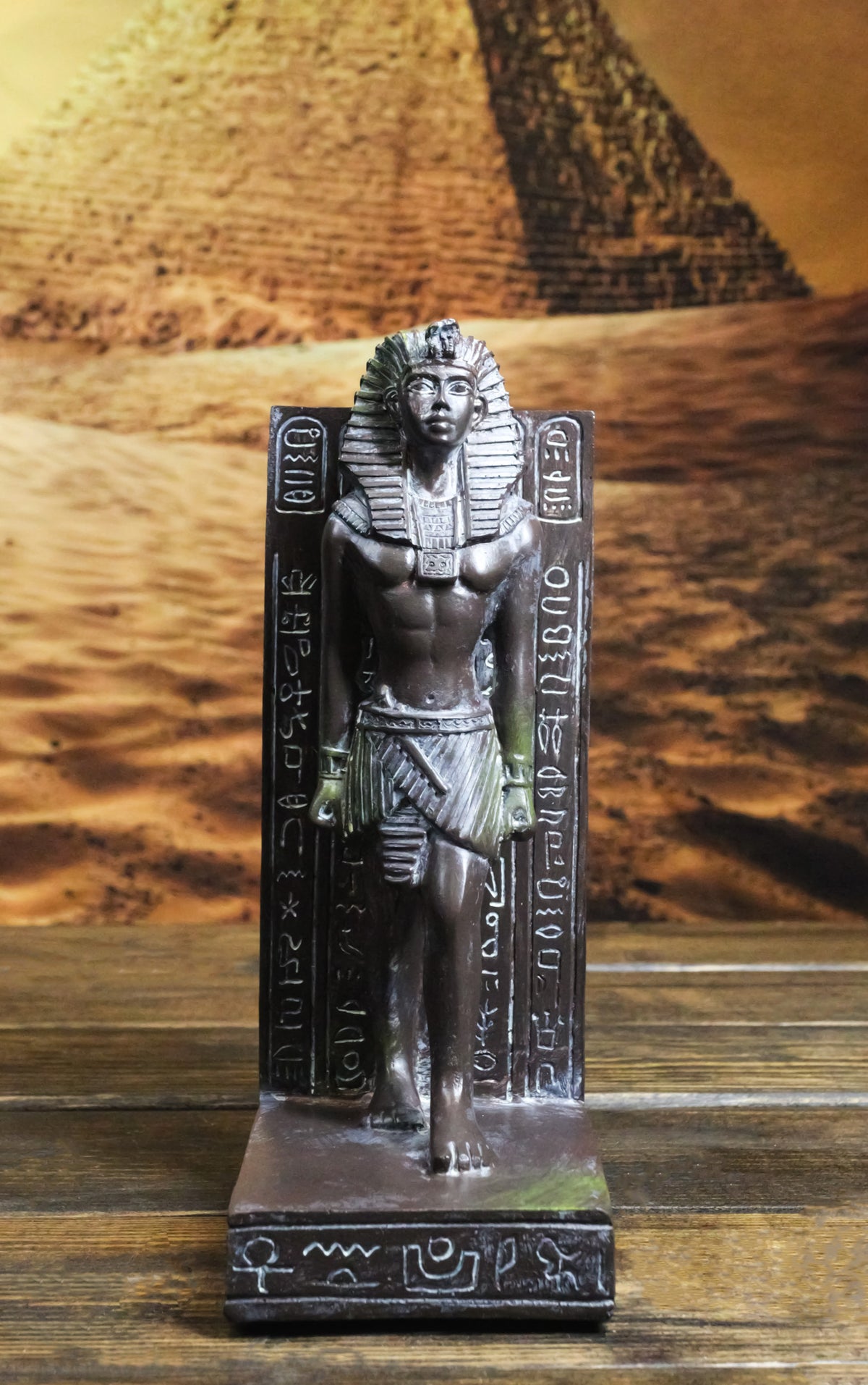 Son of Horus Pharaoh Egyptian King Tut Standing On Hieroglyphic Base Bookend