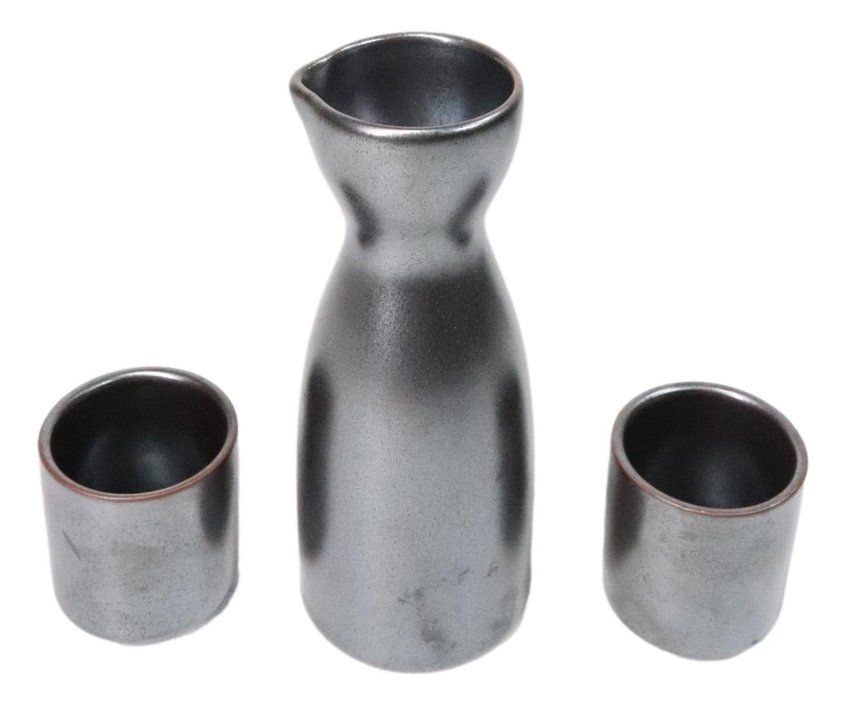 Porcelain Black Iron Clay Tetsu Kesho Japanese Wine Sake Flask With 2 Cups Set