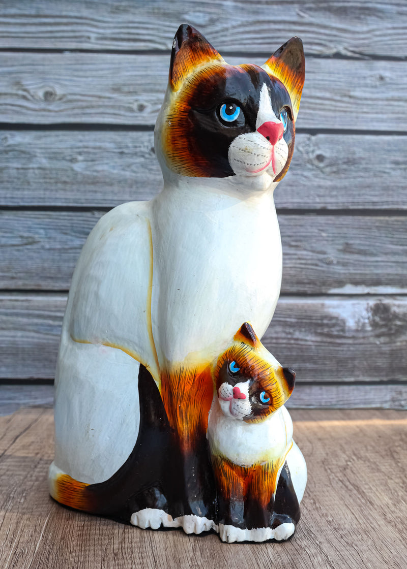 Balinese Wood Handicrafts Adorable Blue Eyed Feline Cat & Kitten Family Figurine