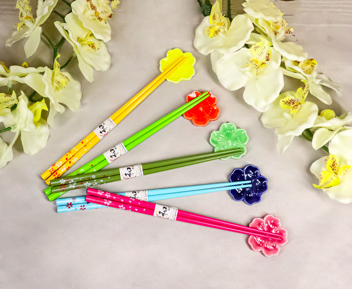 5 Pairs Of Sakura Cherry Blossoms Ceramic Rests With Wooden Chopsticks Set