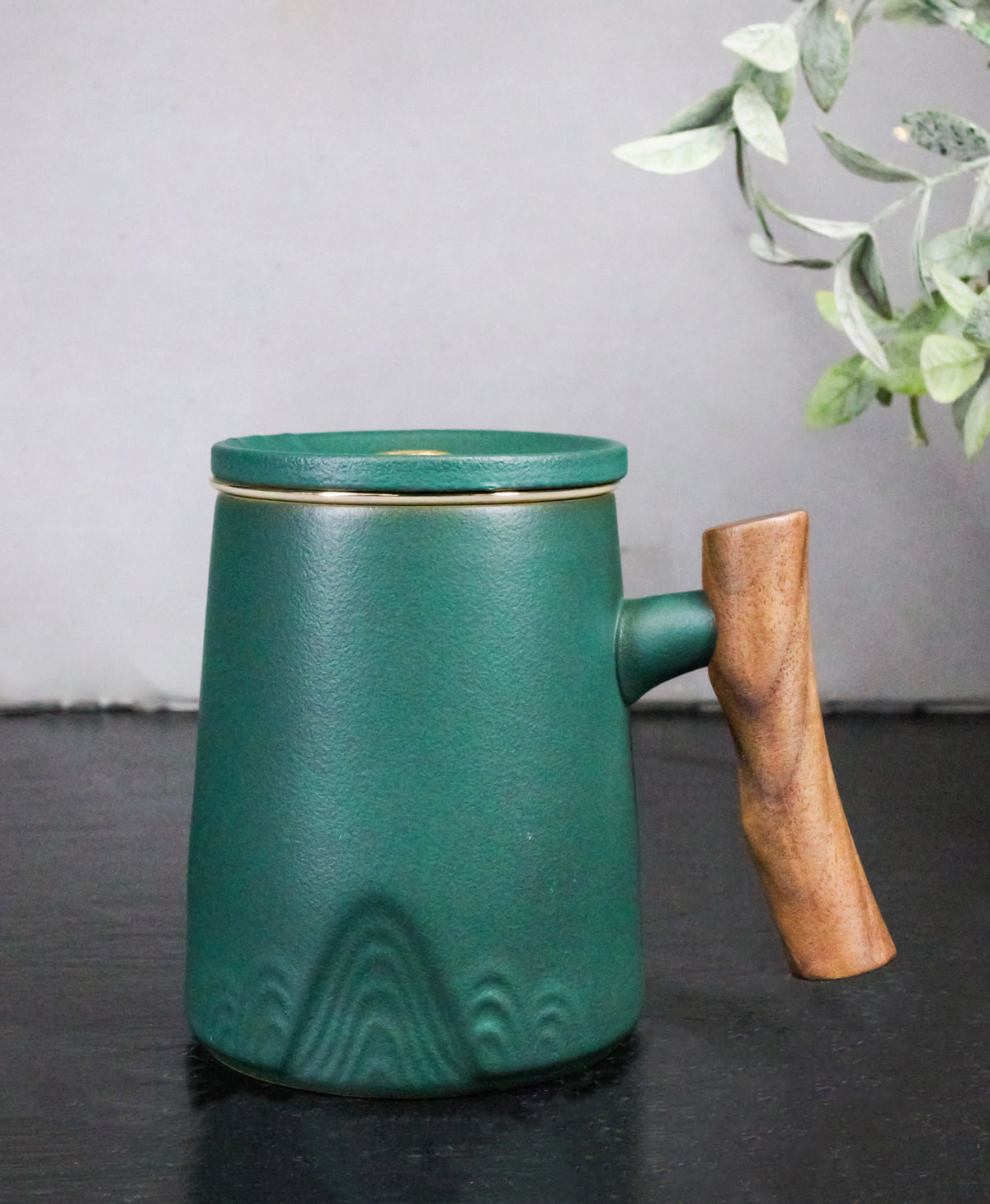Green 15 Oz Chic Porcelain Tea Mug with Wooden Handle, Lid and Infuser