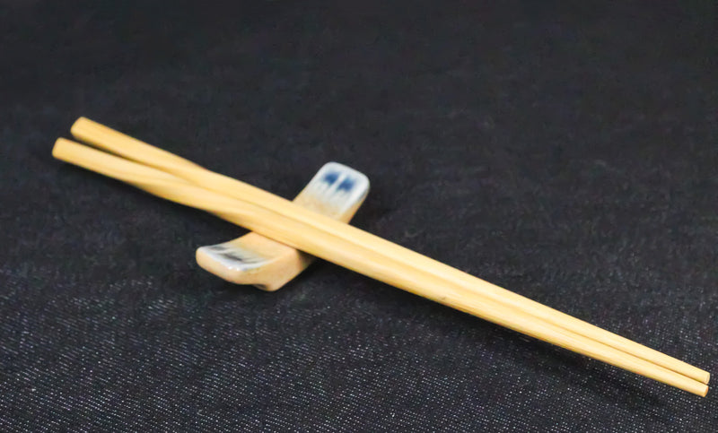 Pack Of 6 Blue River Ao Nagashi Collection Porcelain Chopsticks Hashioki Rest