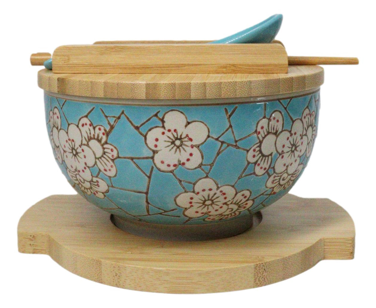 Blue Spring Blossoms Donburi Ramen Bowl With Lid Trivet Spoon Chopsticks Set