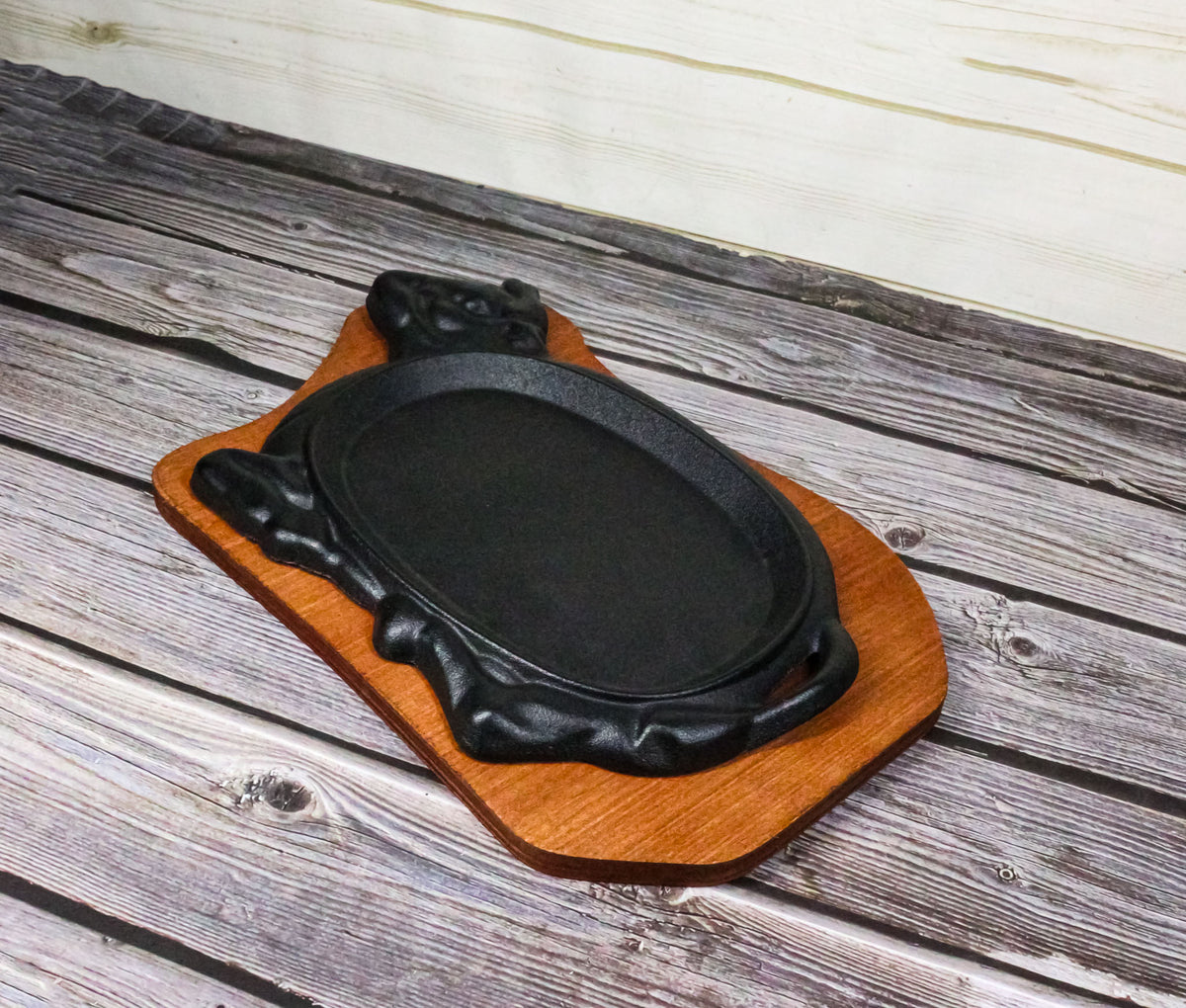 Personal Size Cow Shaped Cast Iron Unseasoned Sizzling Fajita Pan Skillet Set - Ebros Gift
