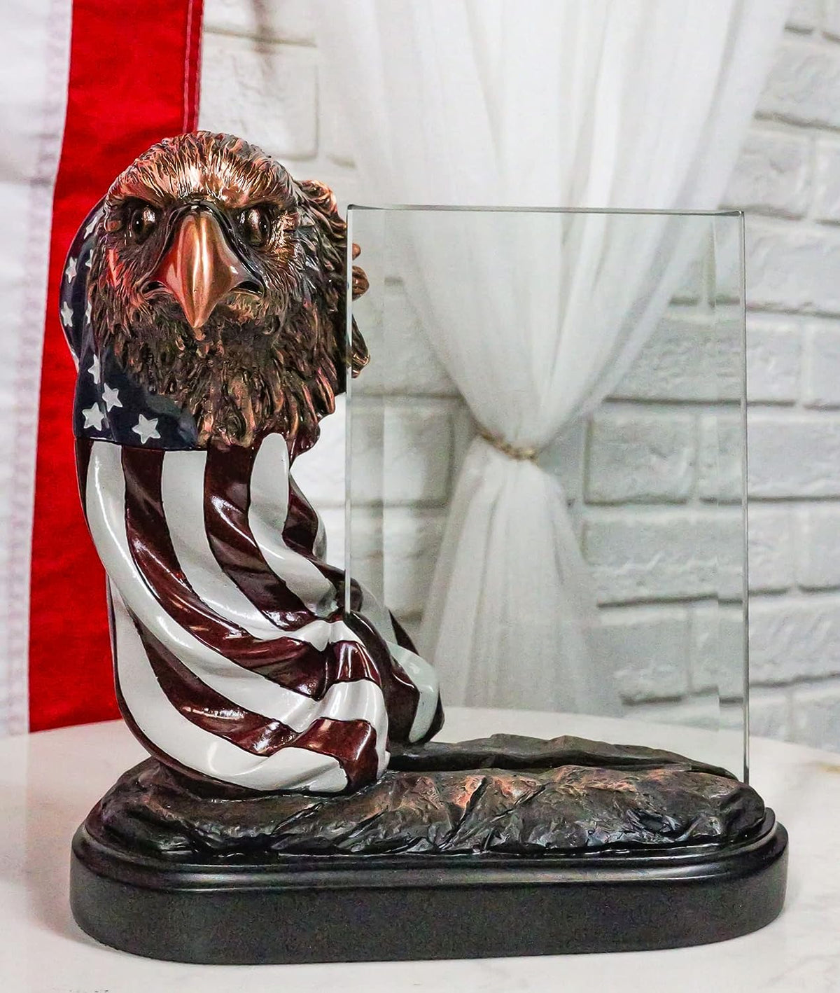 Patriotic Bald Eagle With American Flag Beveled Engravable Glass Frame 6"x4"