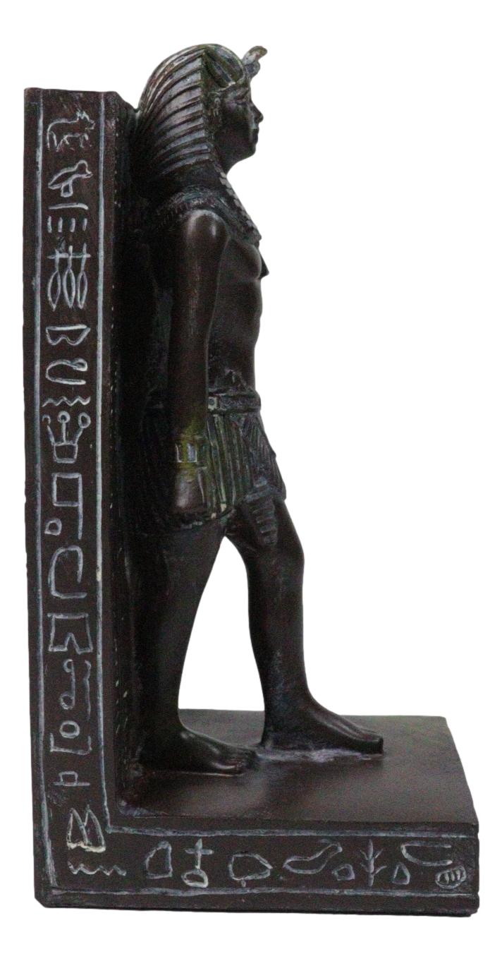 Son of Horus Pharaoh Egyptian King Tut On Hieroglyphic Base Bookends Pair