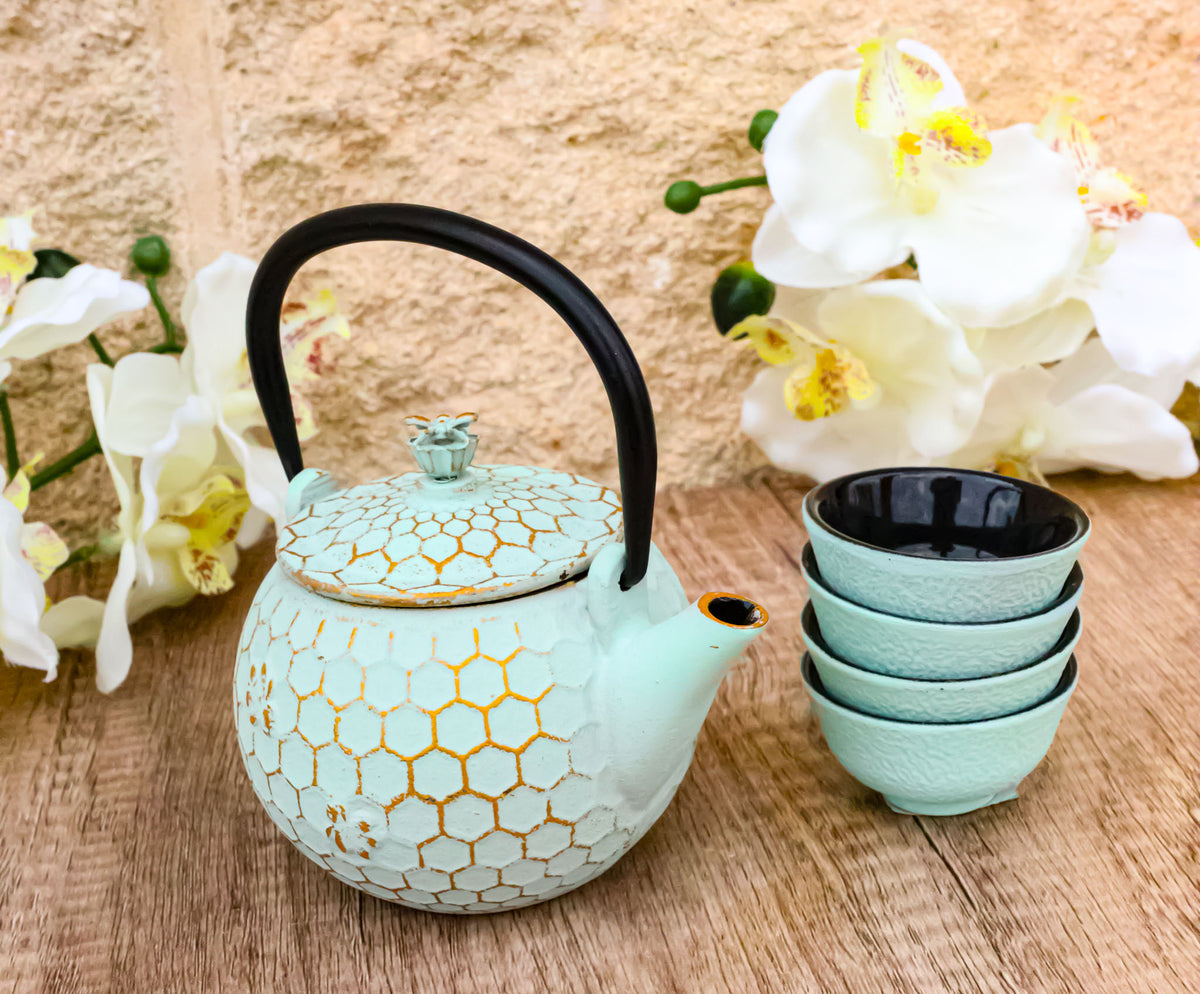 Mint Green Honeycomb Petite Cast Iron Teapot 10oz With 4 Mini Tea Cups Set