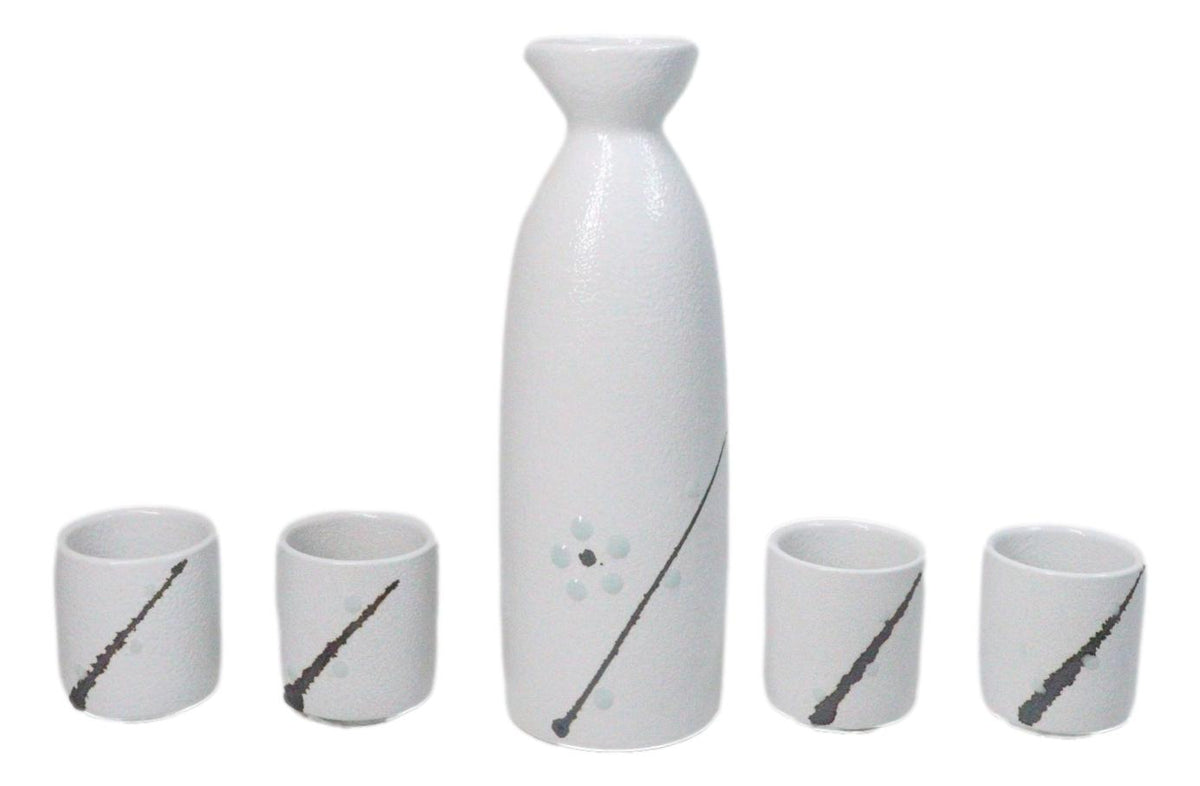 Yukino Hana Snow Flowers Porcelain Sake Carafe Flask 9oz And 4 Ochoko Cups Set