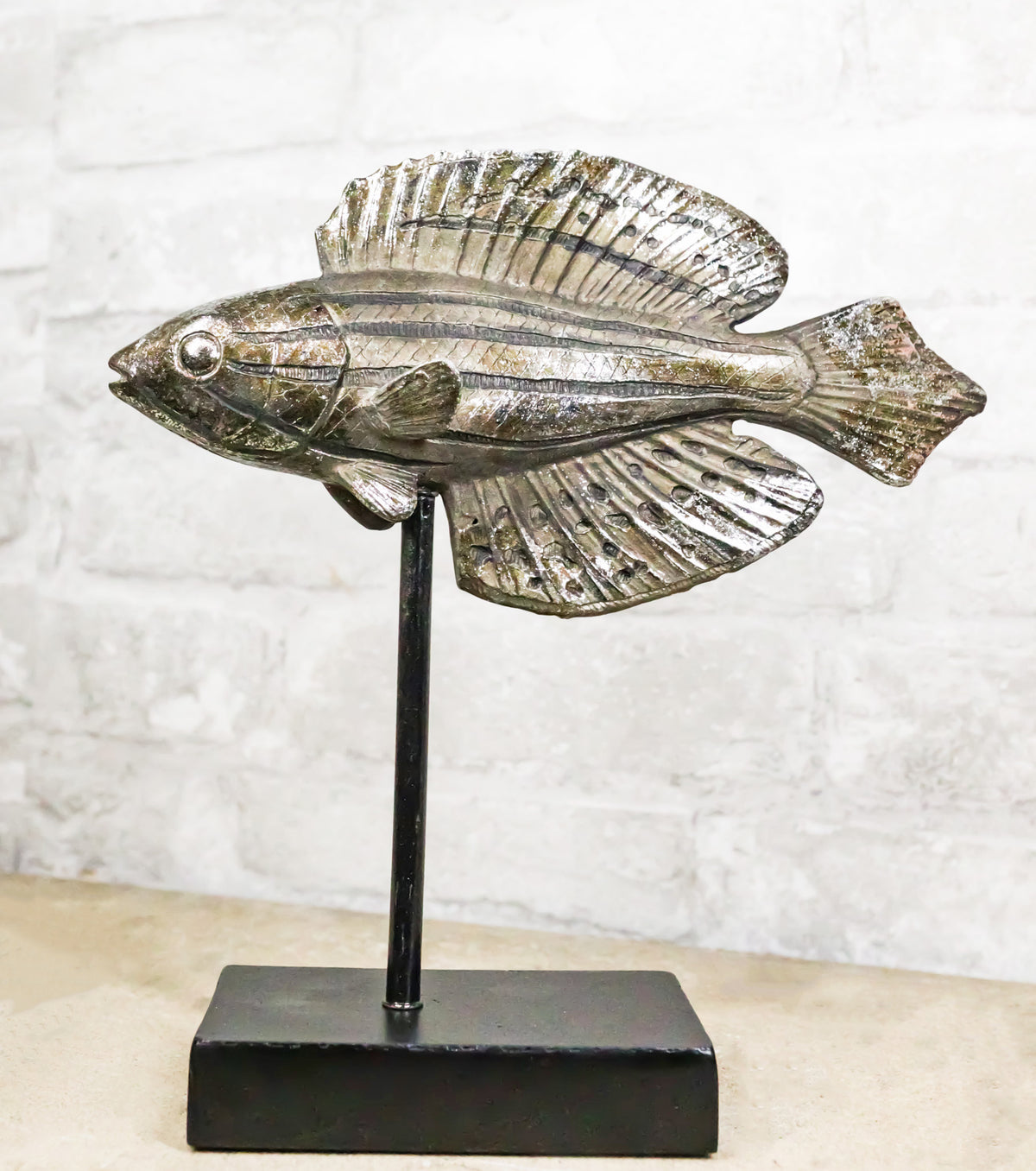 Marine Silver Tone Diamond-Tail Flasher Wrasse Fish Sculpture With Pole Stand