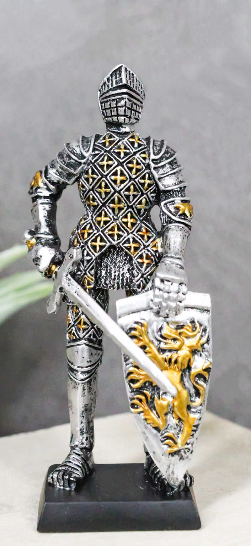 Medieval Knight In Suit Of Armor With Sword Lion Heraldry Shield Mini Figurine