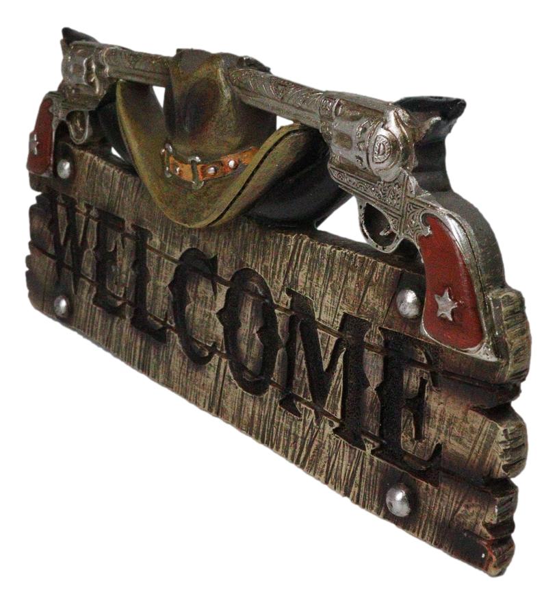 Rustic Western Cowboy Hat With Dual Pistols Welcome Sign Wall Decor Plank