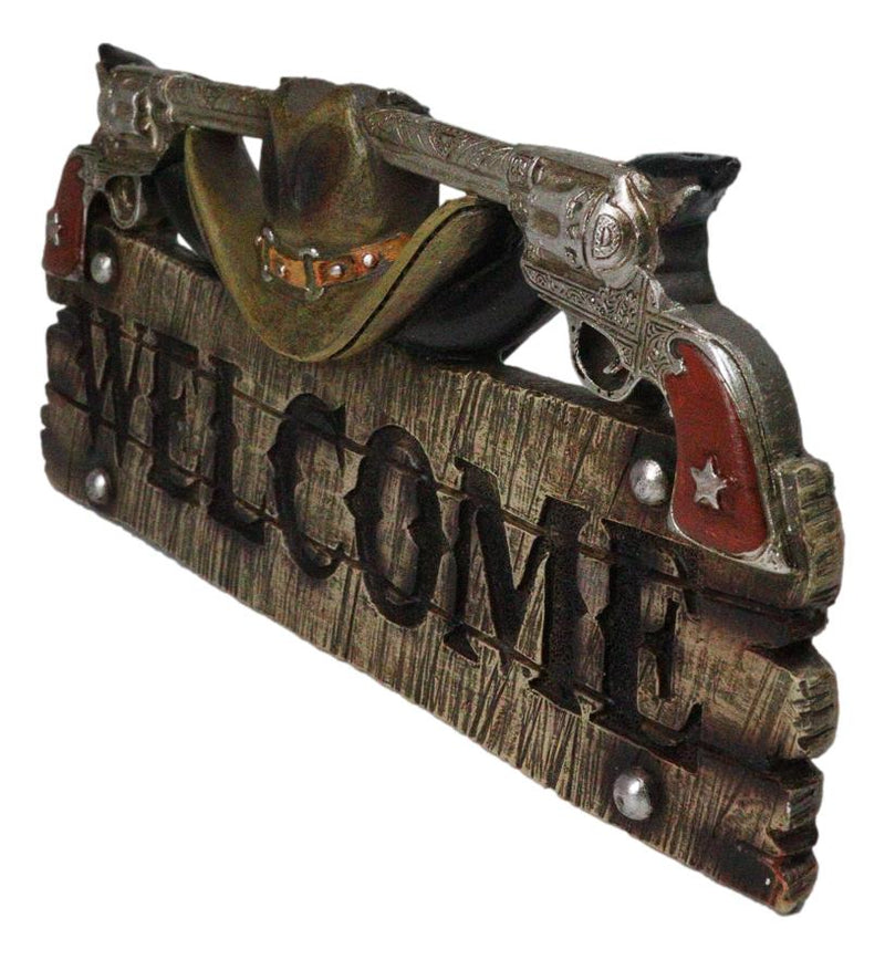 Rustic Western Cowboy Hat With Dual Pistols Welcome Sign Wall Decor Plank