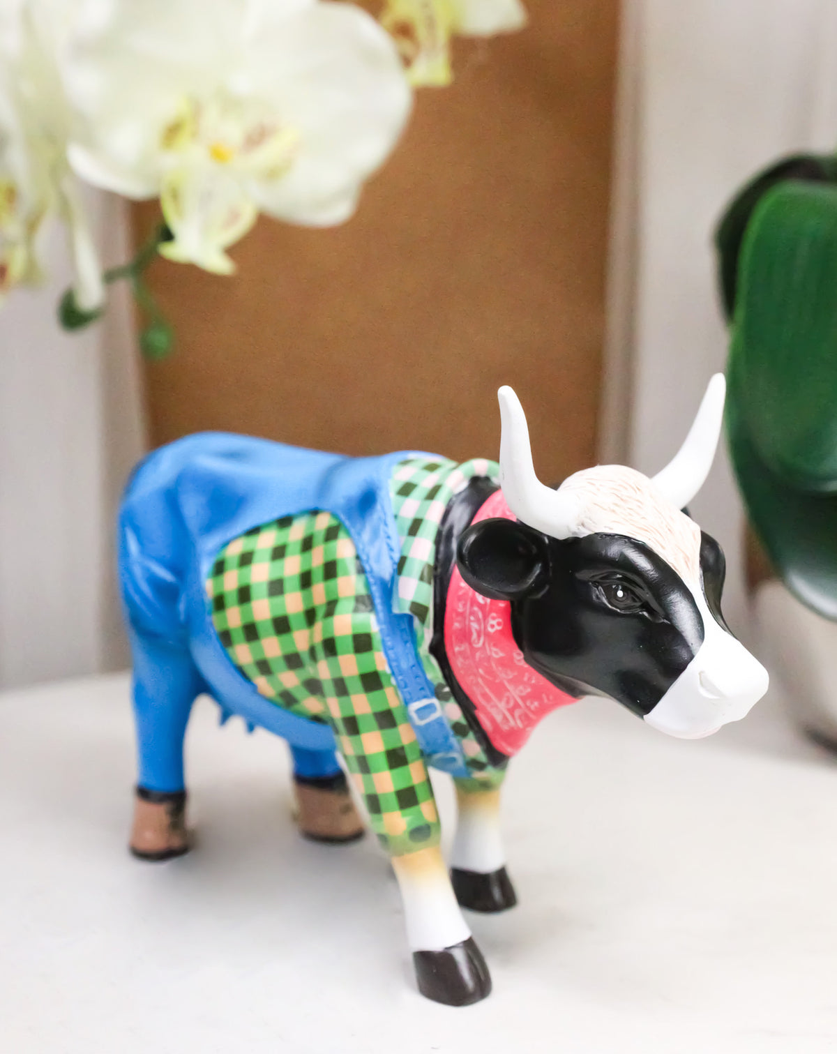 Cow Parade Western Country Farmer Cow In Bib Overalls Collector's Figurine