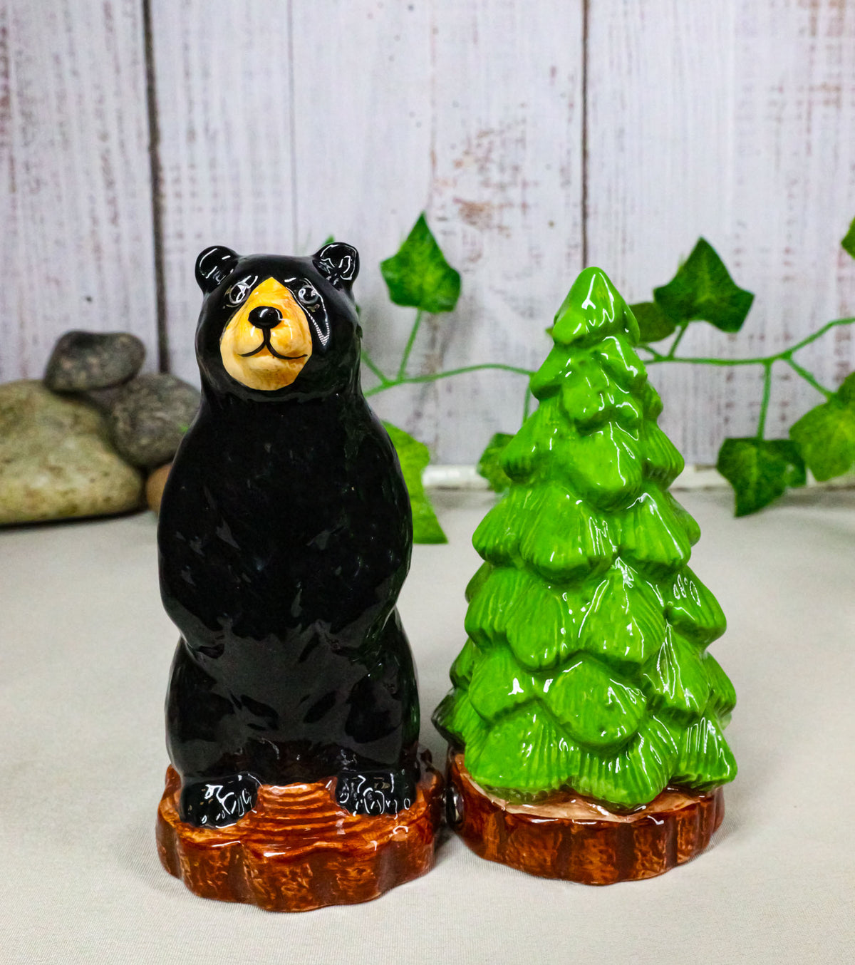 Wildlife Rustic Forest Black Bear And Pine Tree Ceramic Salt Pepper Shakers Set