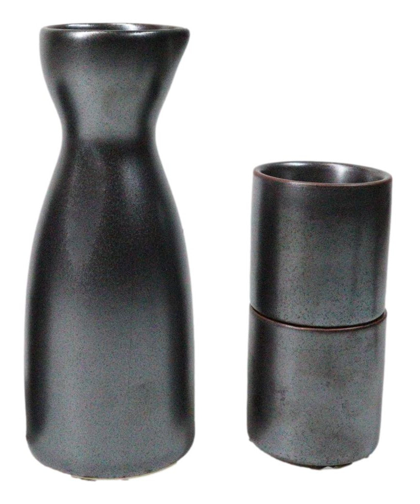 Porcelain Black Iron Clay Tetsu Kesho Japanese Wine Sake Flask With 2 Cups Set
