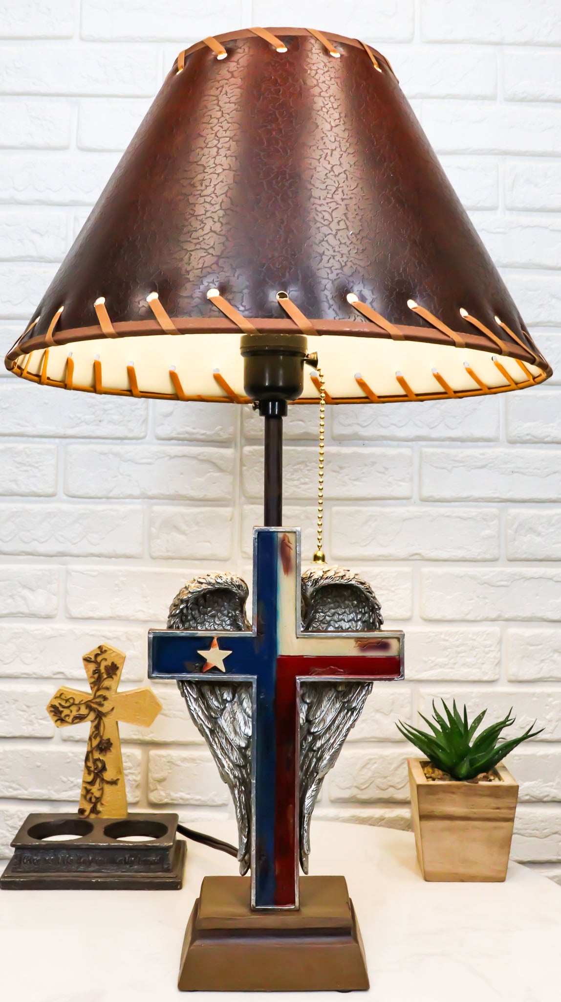 Country Western Texas Lone Star State Flag With Silver Angel Wings Table Lamp