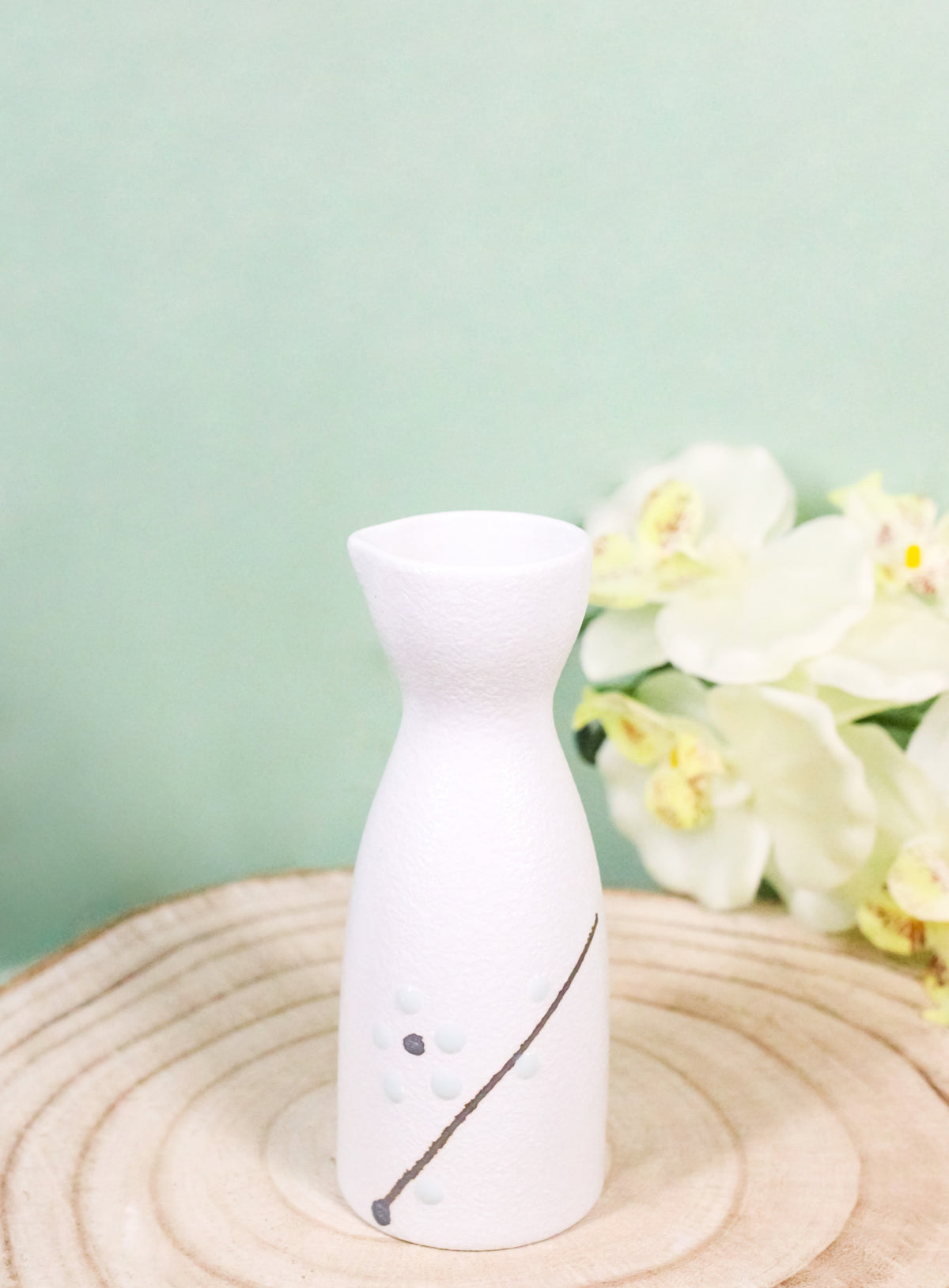 Pack Of 6 Porcelain Snow Flowers Yukino Hana Japanese Wine Sake Tokkuri Flasks