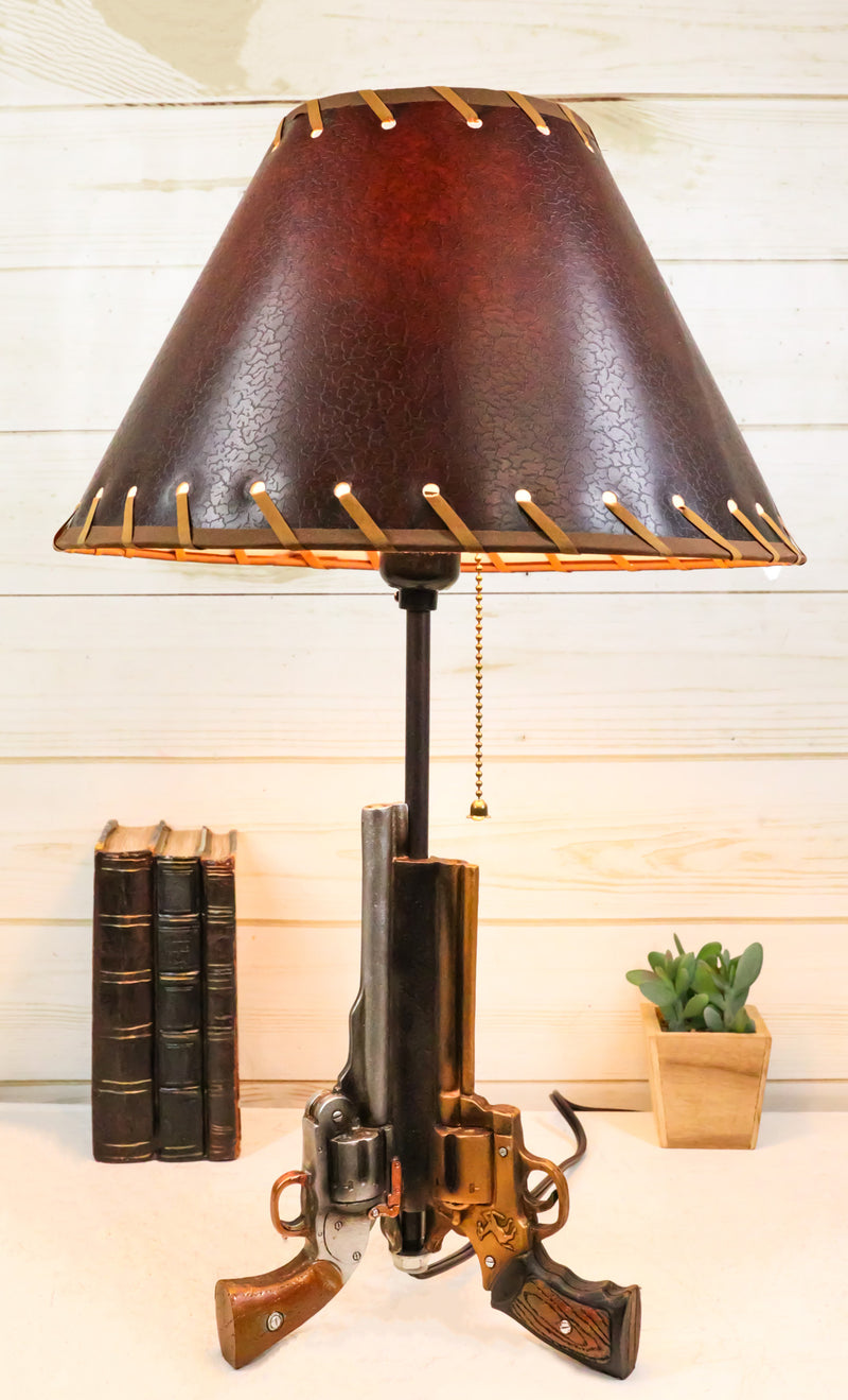 Rustic Western Texas Triple Six Shooter Gun Pistols Desktop Bedside Table Lamp