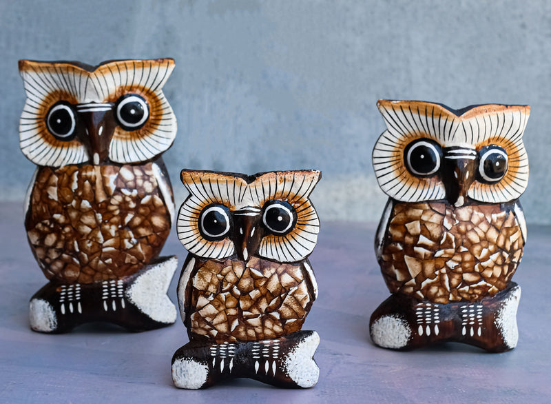 Balinese Wood Handicrafts Forest Owl Family Set of 3 Decorative Figurines 6"H