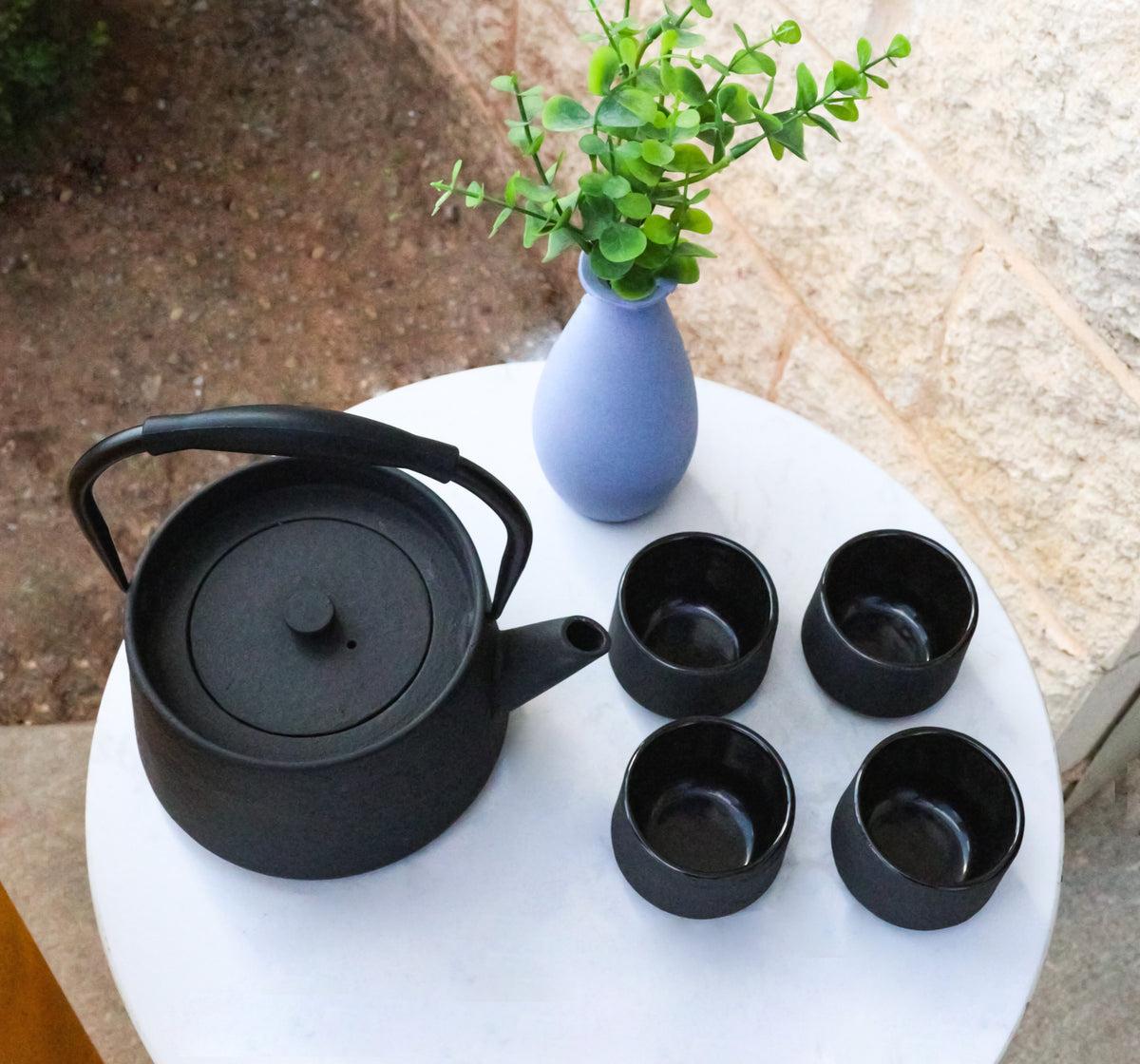 Black Modern Straight Edge Tetsubin Cast Iron Teapot 33oz And 4 Tea Cups Set