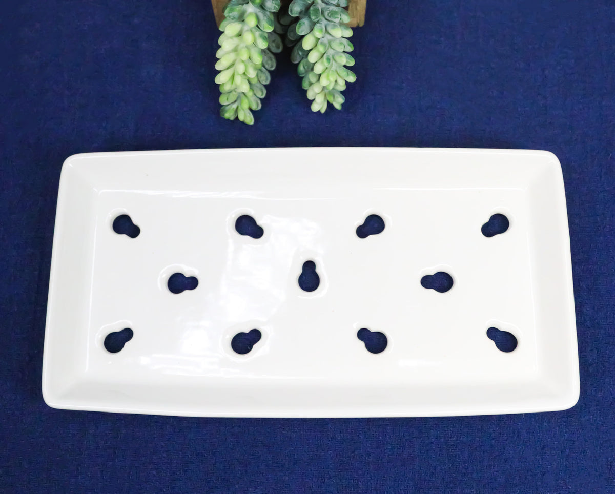 Pack Of 12 Ceramic White Neta Zara Sushi Case Plates With Drip Holes 8" By 4"