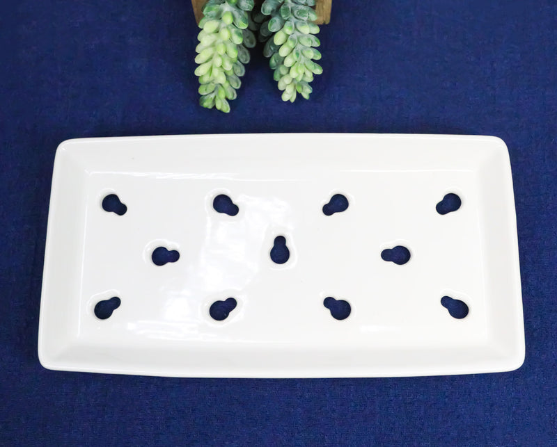 Pack Of 12 Ceramic White Neta Zara Sushi Case Plates With Drip Holes 8" By 4"
